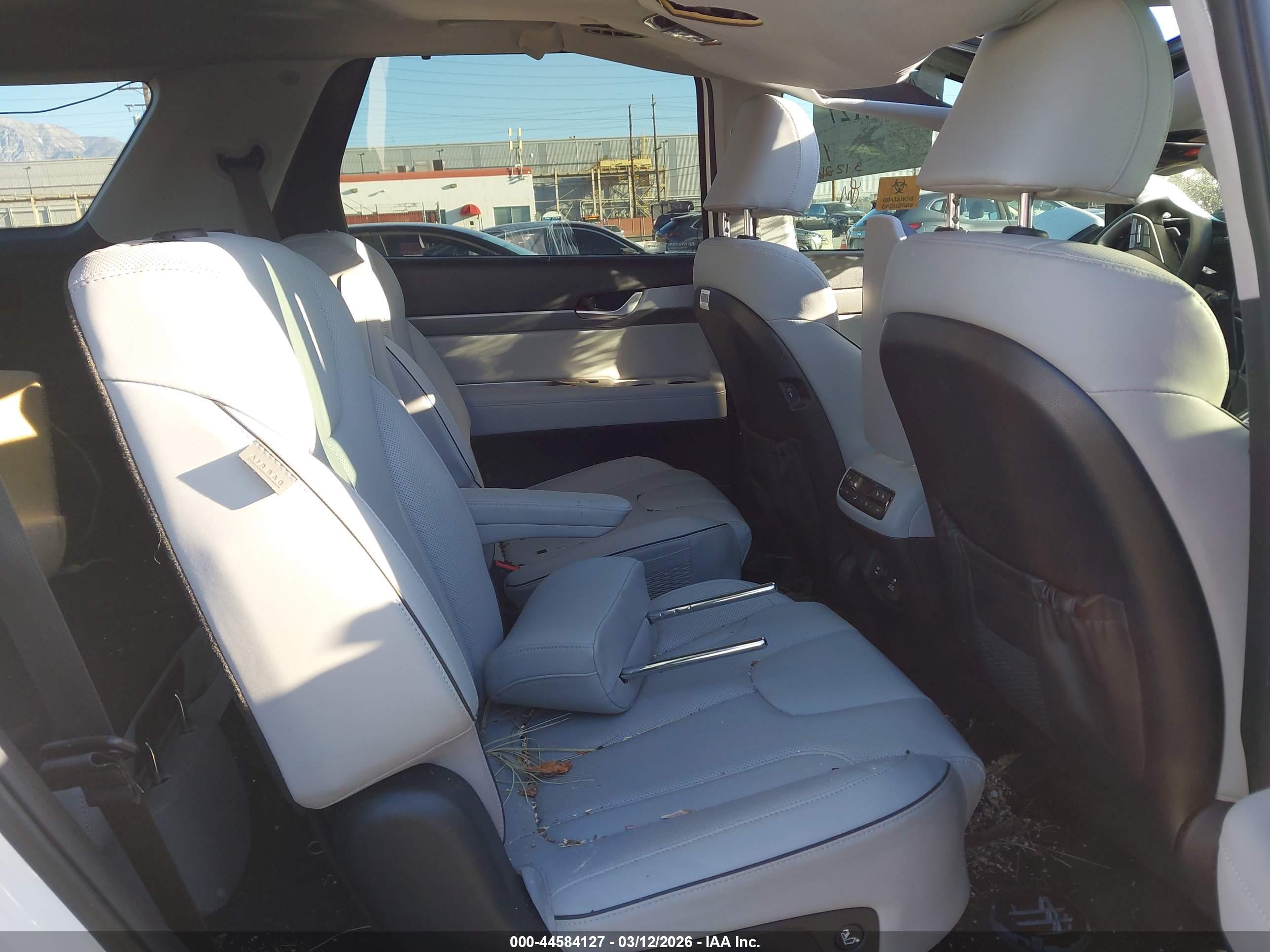 HYUNDAI PALISADE image 8
