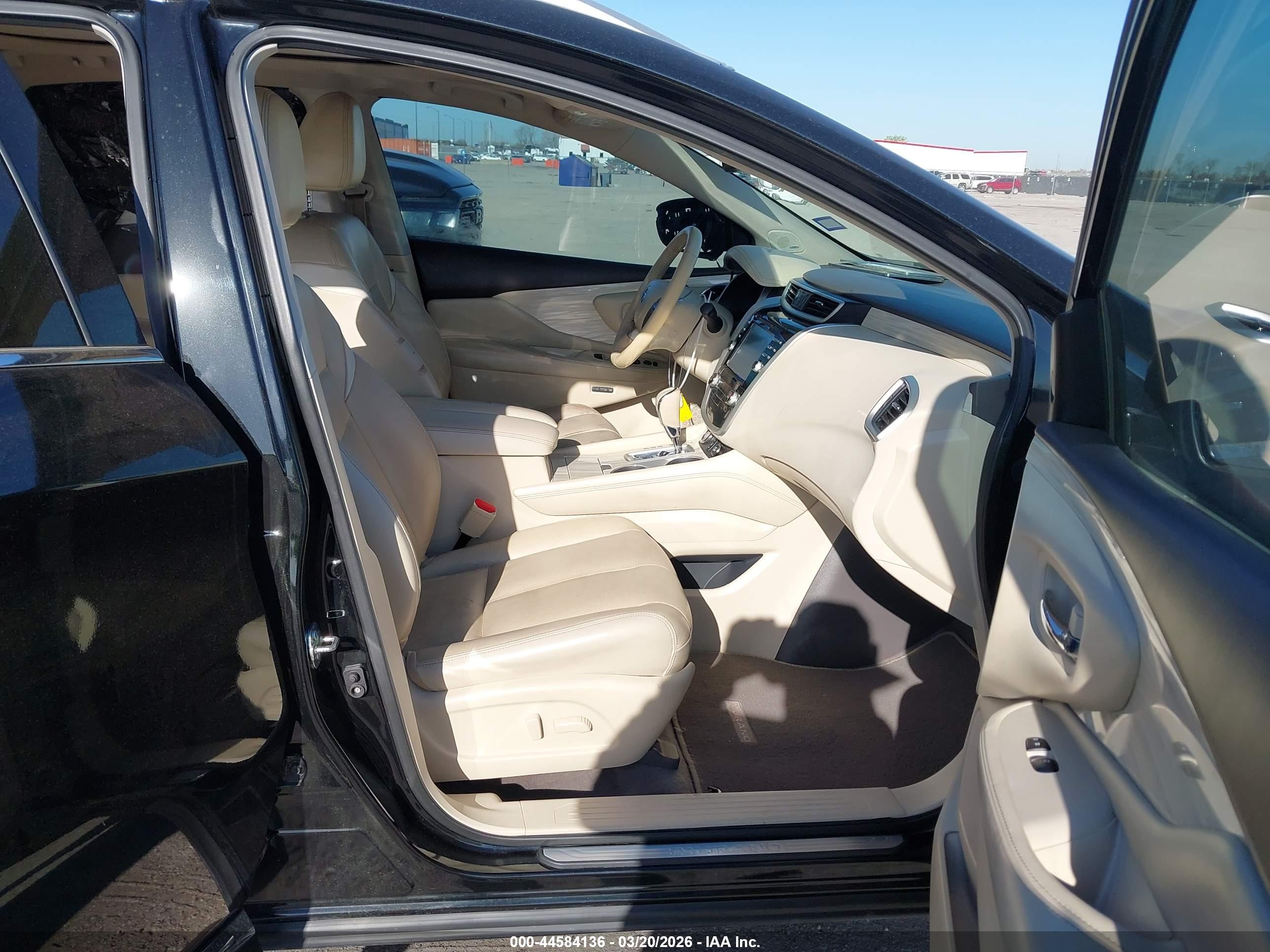 NISSAN MURANO image 5