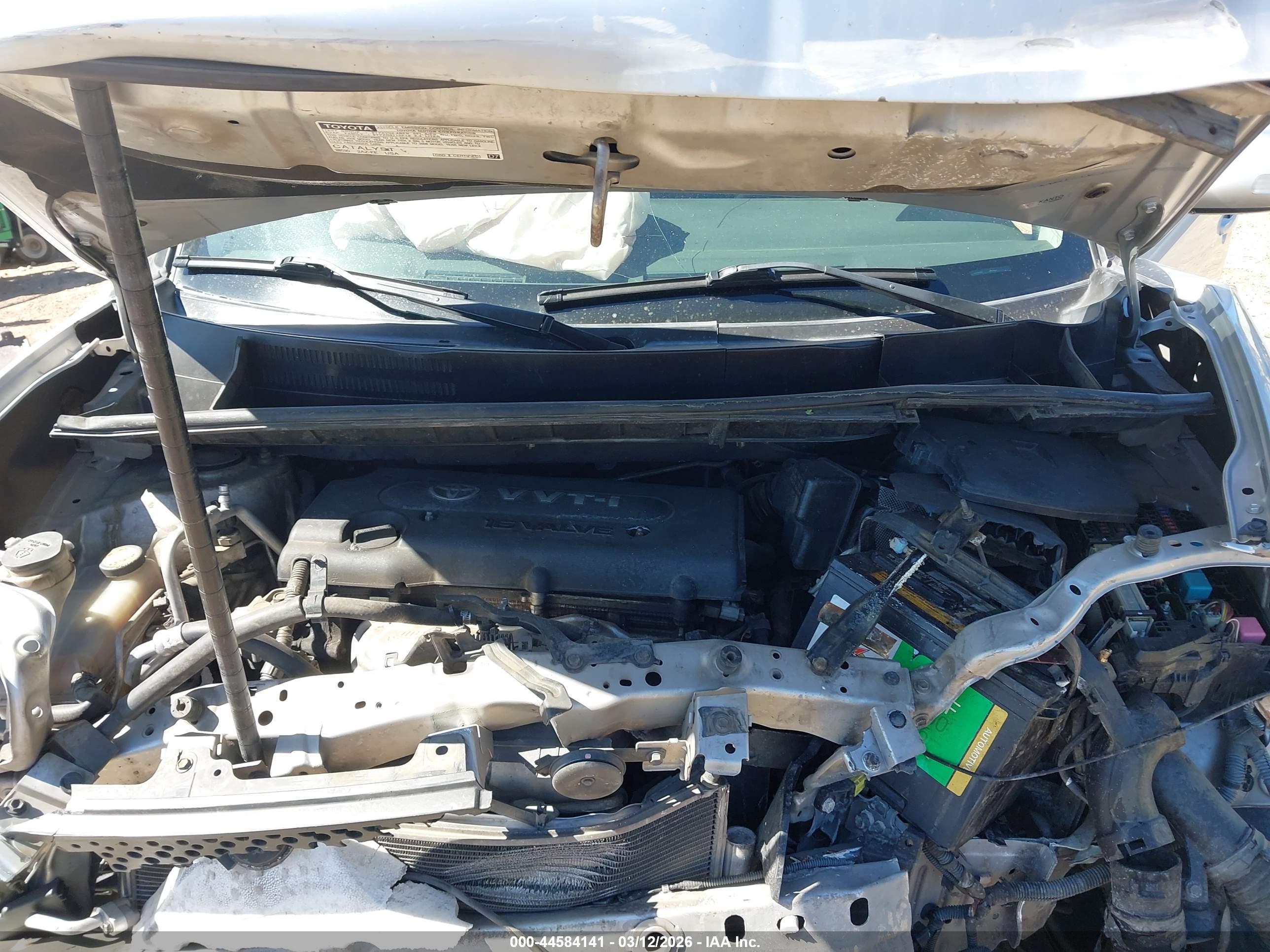 SCION XB image 10