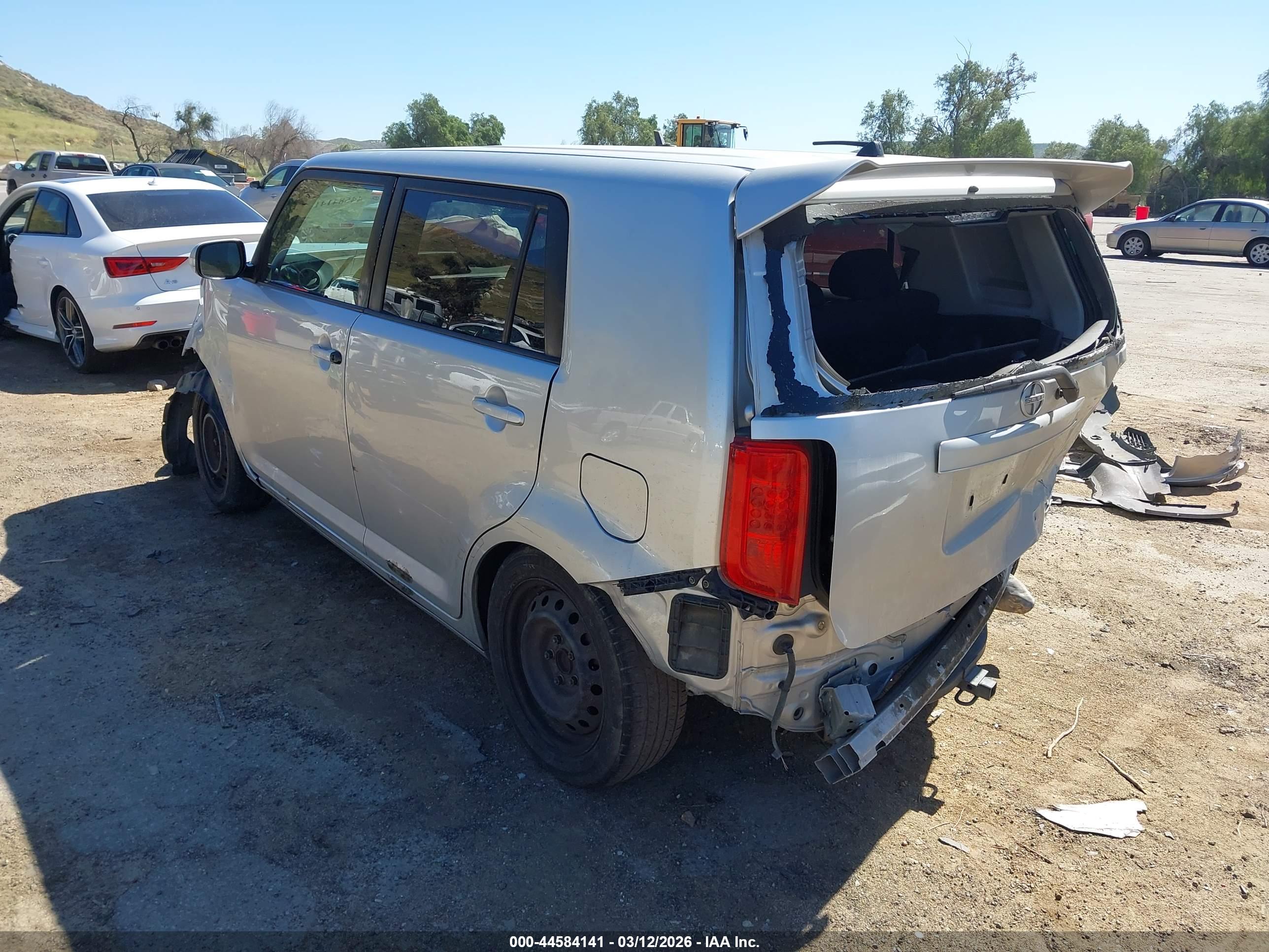 SCION XB image 3
