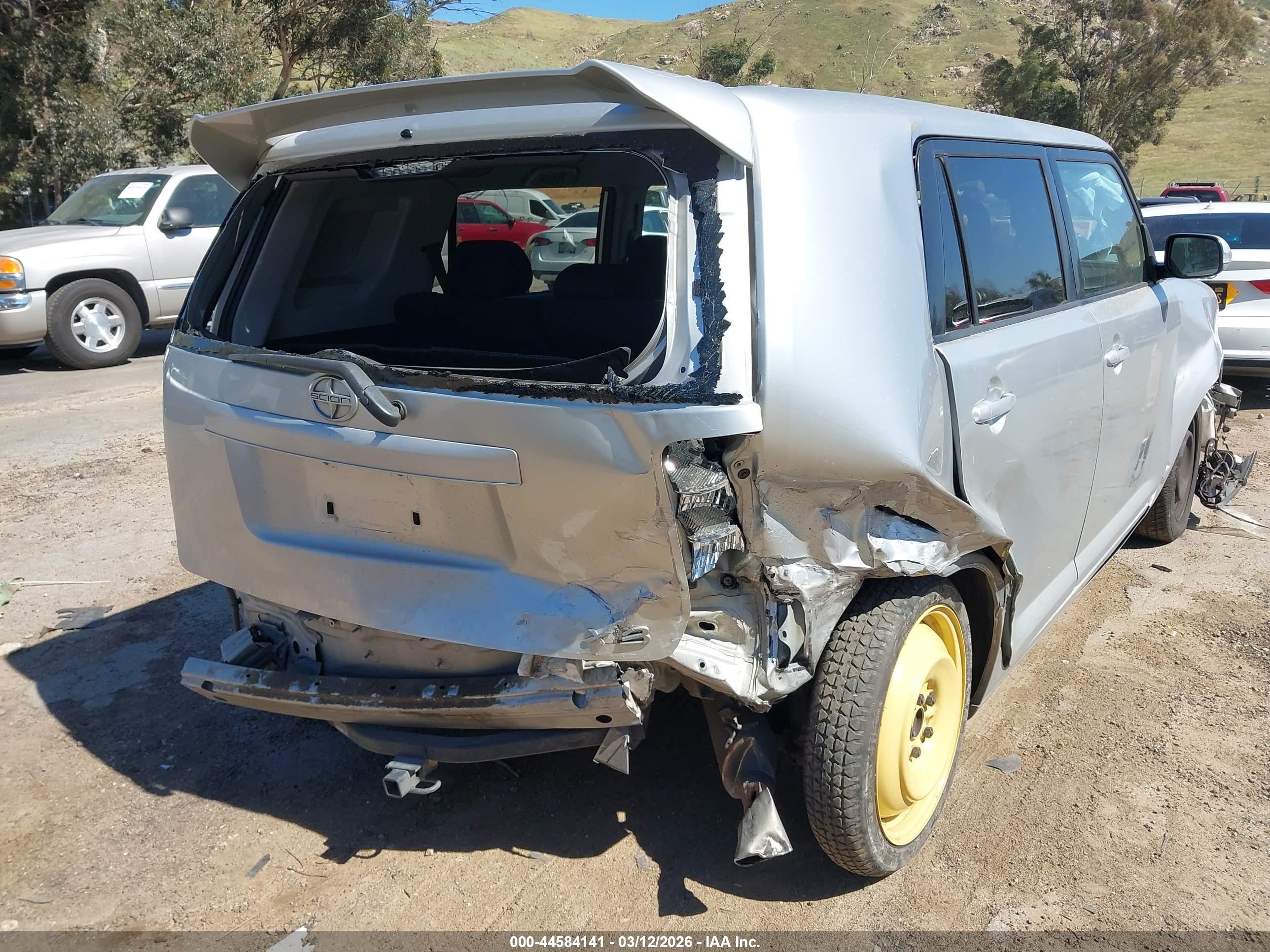 SCION XB image 6
