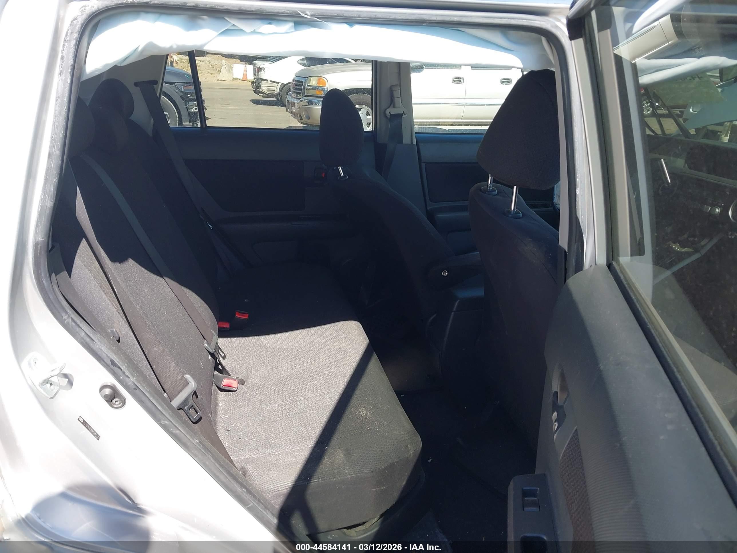 SCION XB image 8