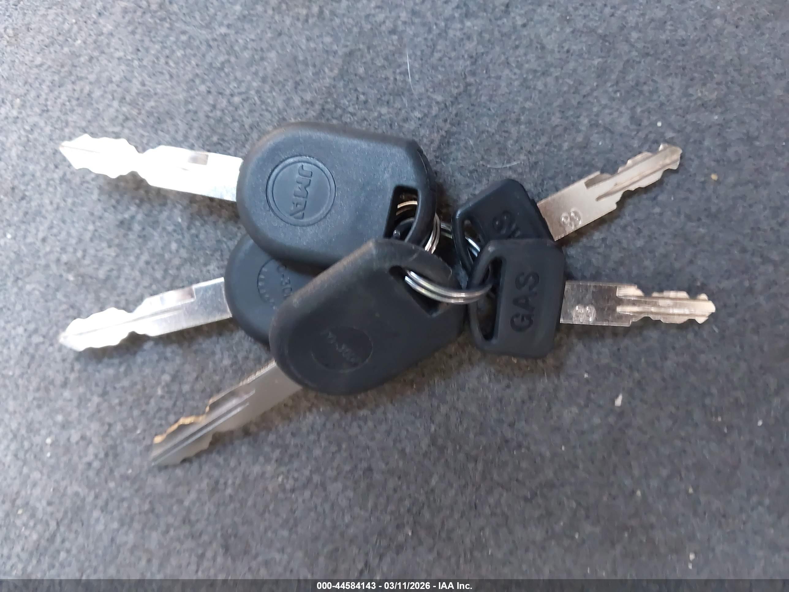 FORD FREESTAR image 11