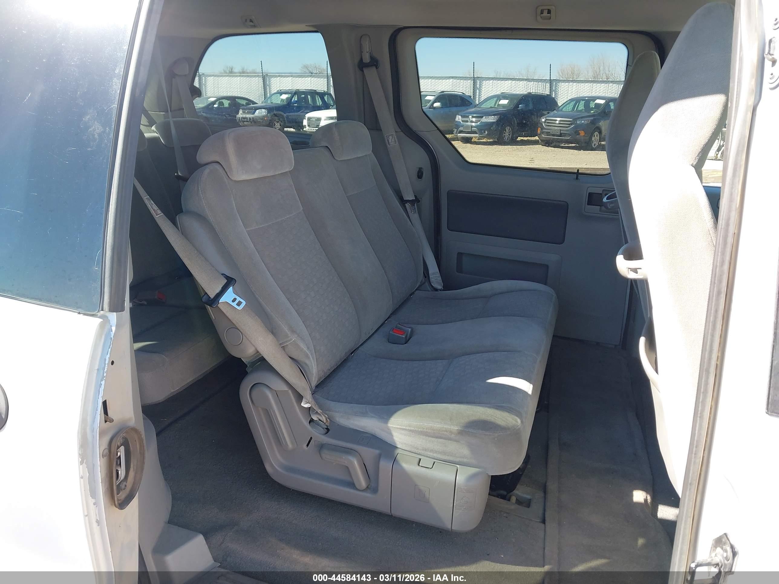 FORD FREESTAR image 8