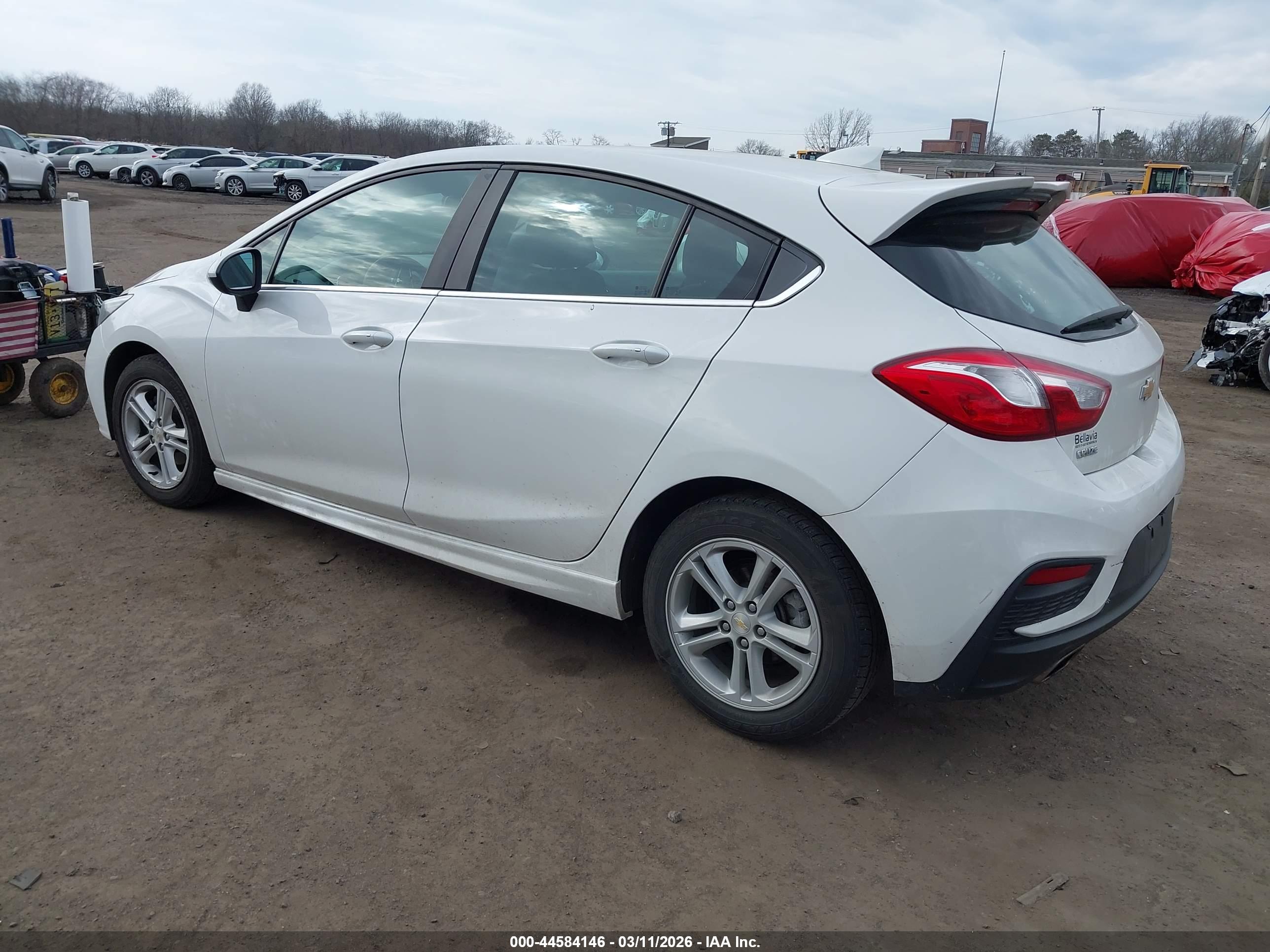 CHEVROLET CRUZE image 3