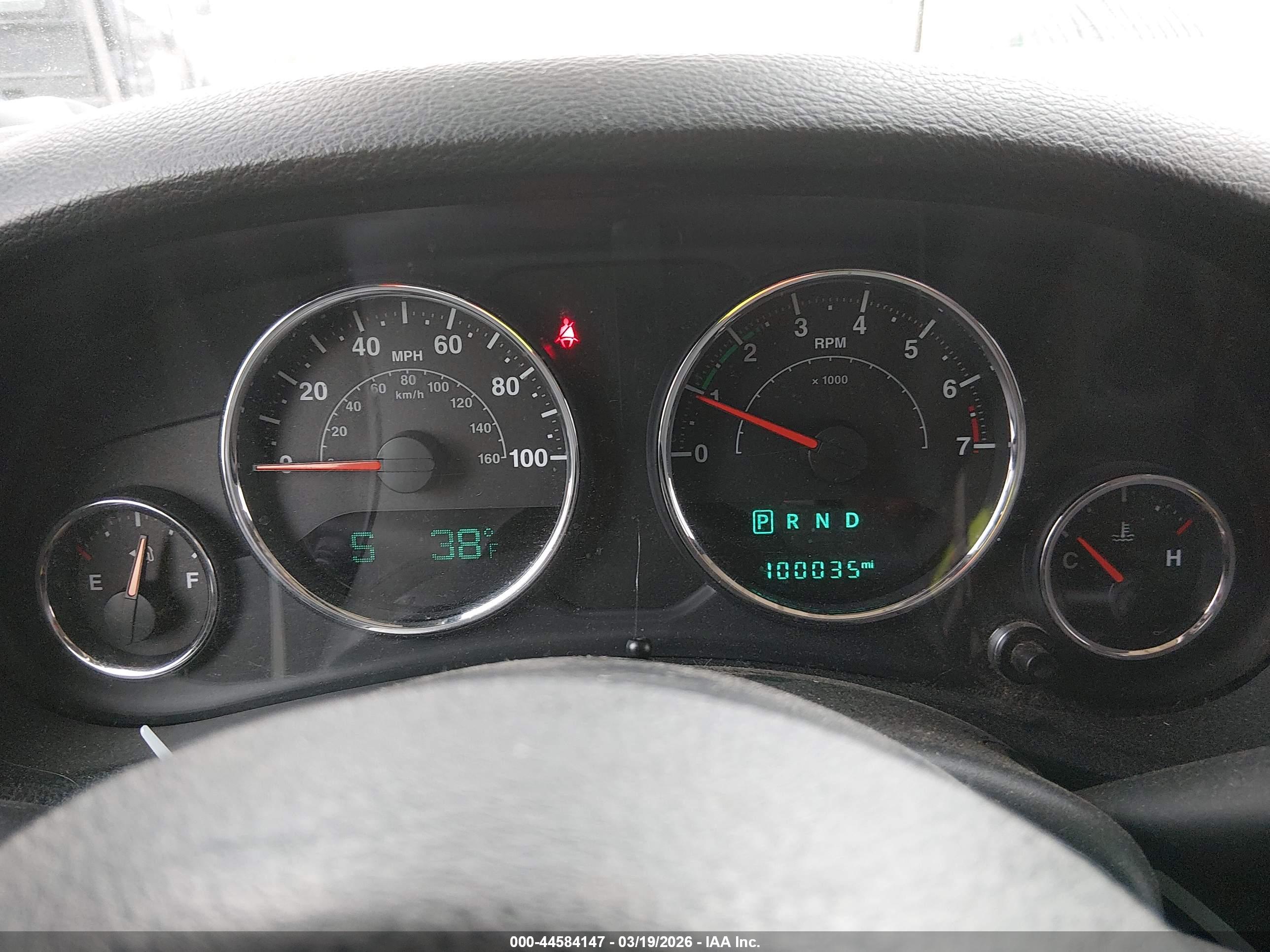 JEEP WRANGLER image 7