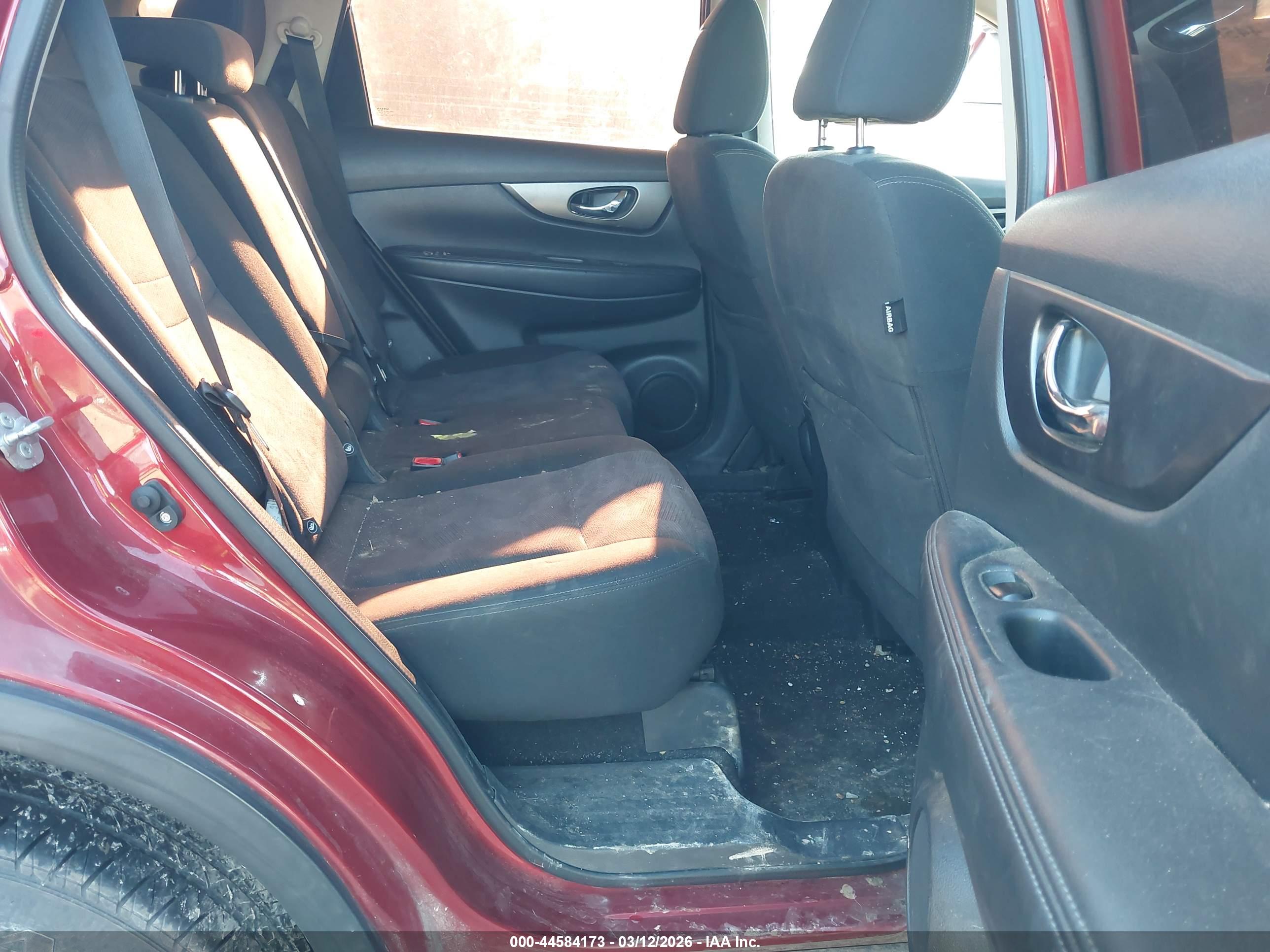 NISSAN ROGUE image 8