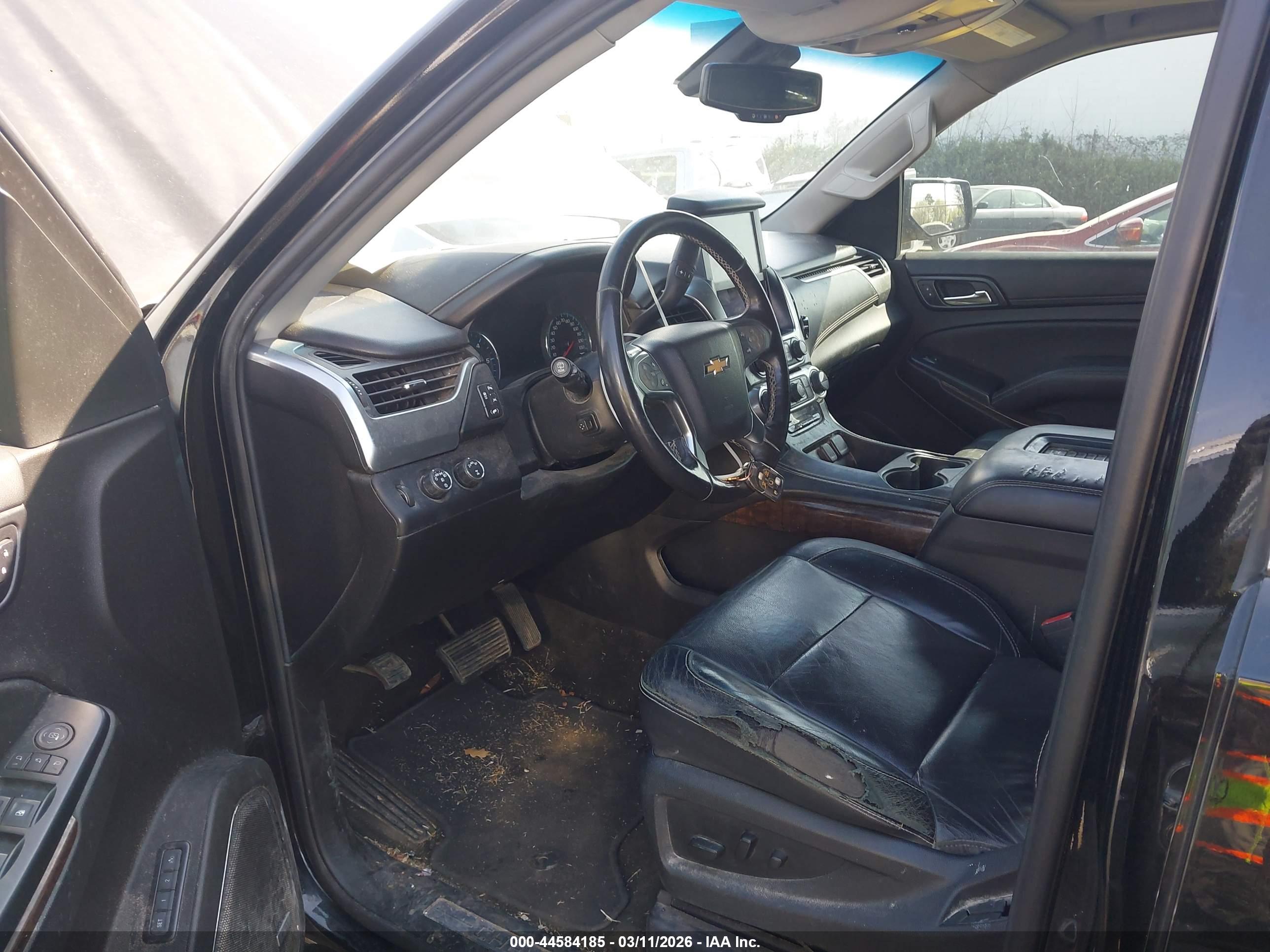 CHEVROLET TAHOE image 5