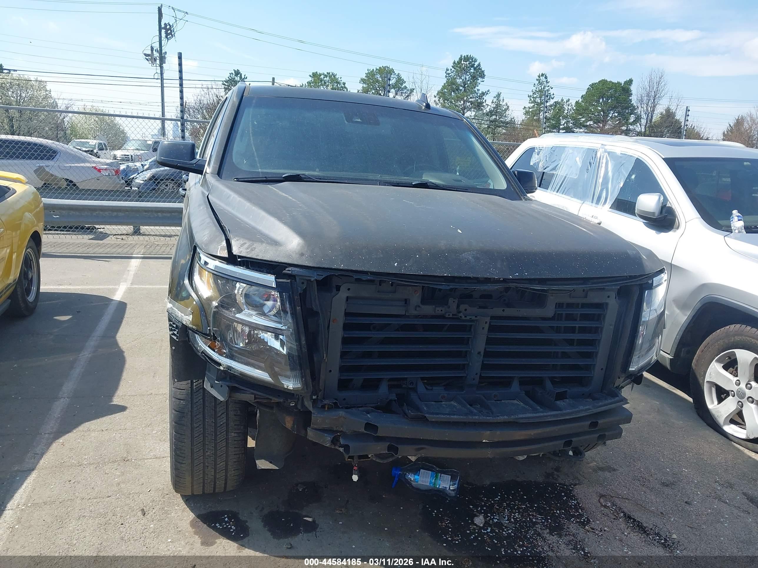 CHEVROLET TAHOE image 6