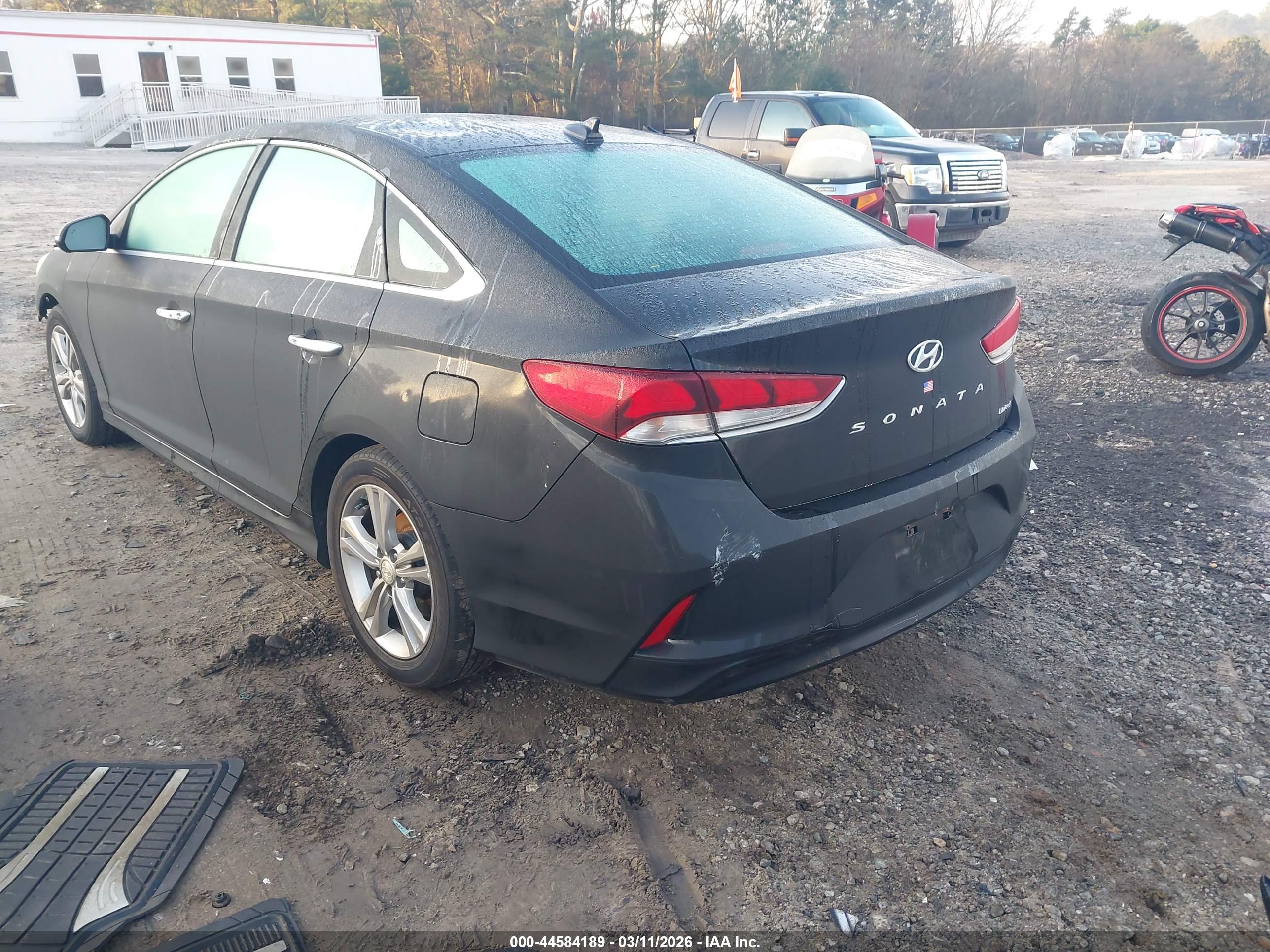 HYUNDAI SONATA image 3