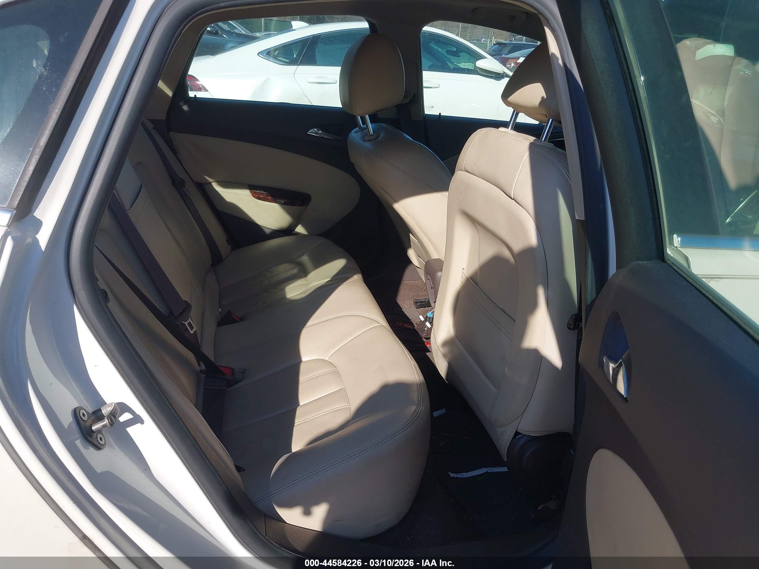 BUICK VERANO image 8