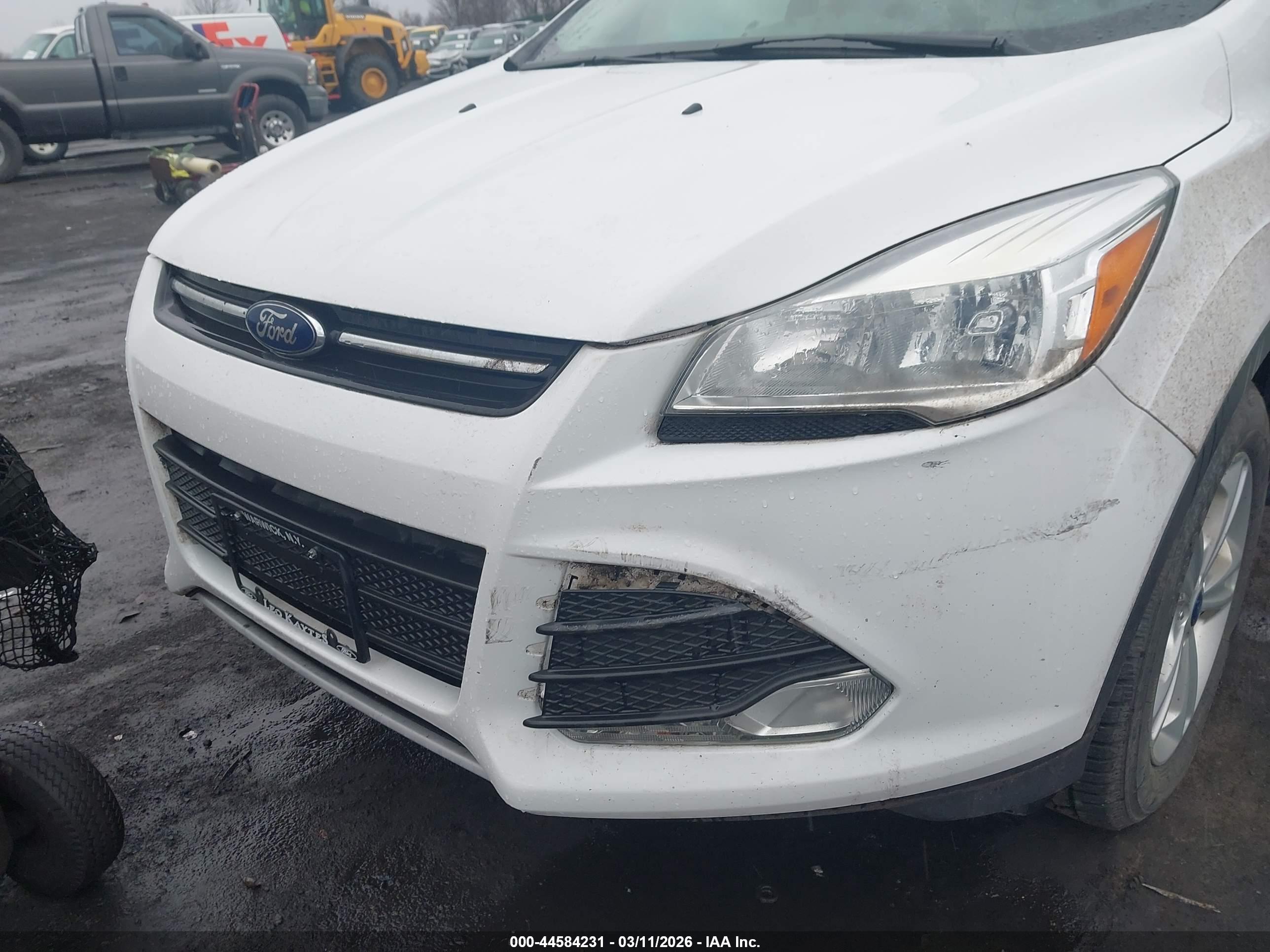 FORD ESCAPE image 6