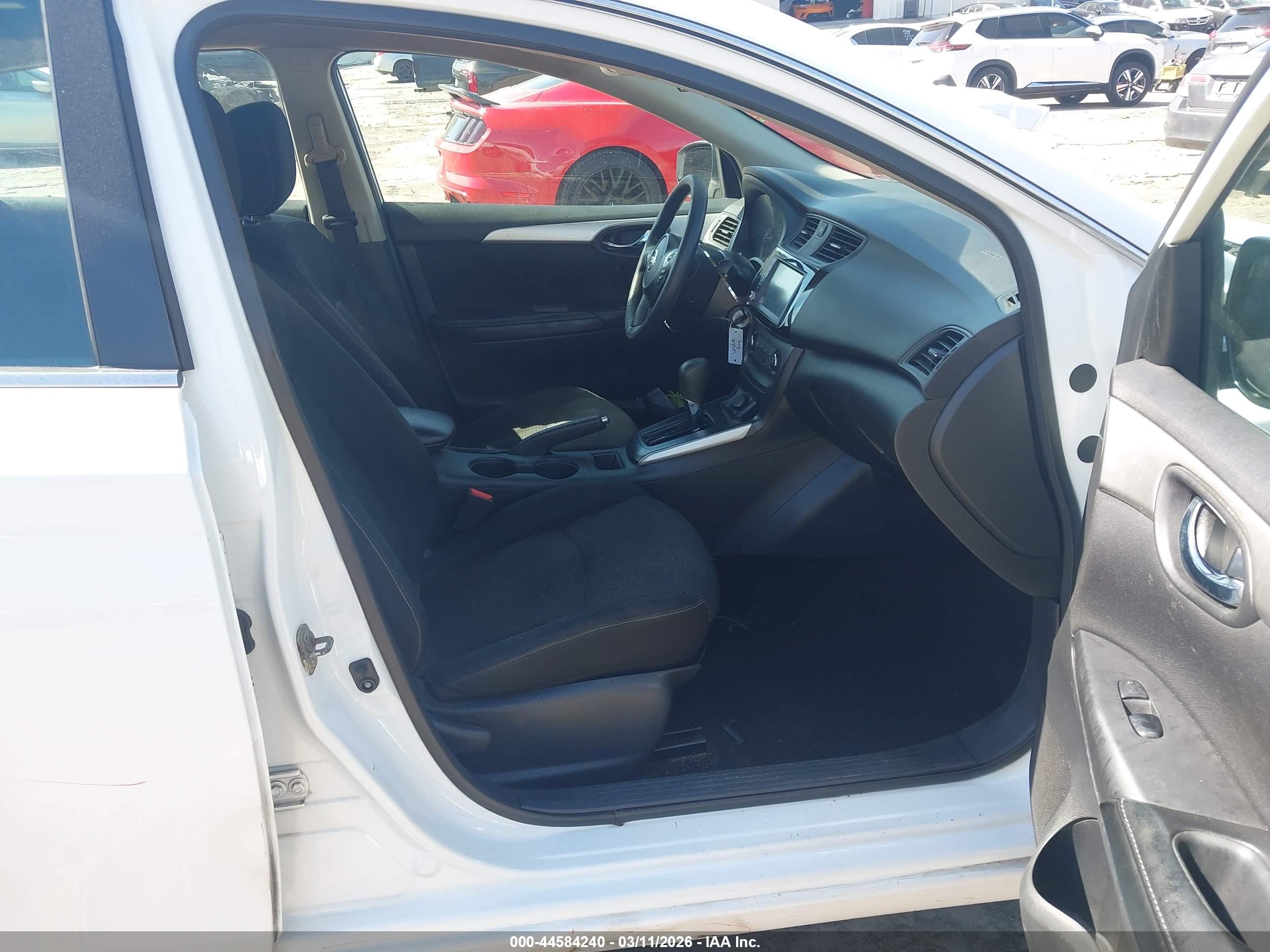 NISSAN SENTRA image 5