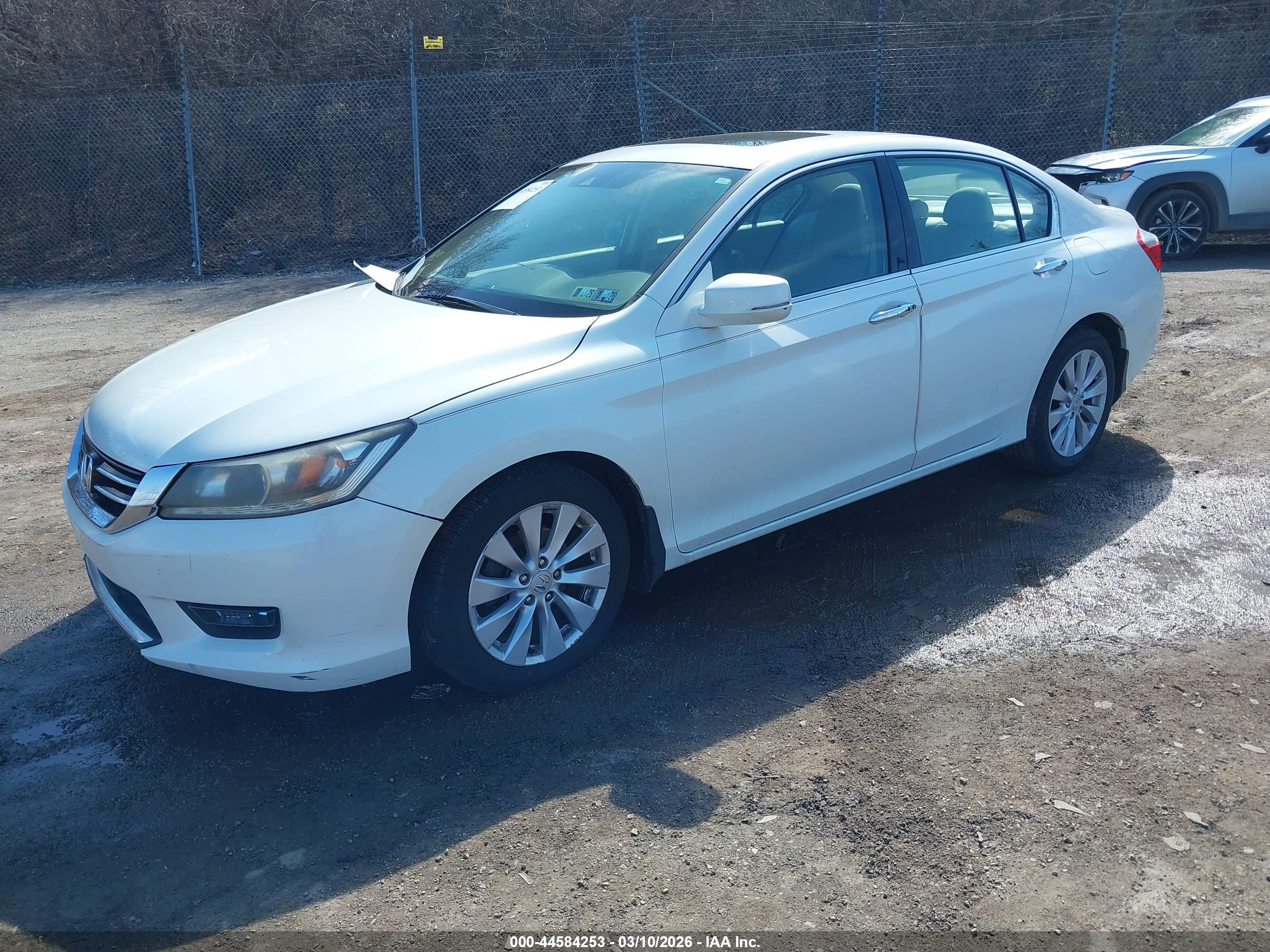 HONDA ACCORD image 2
