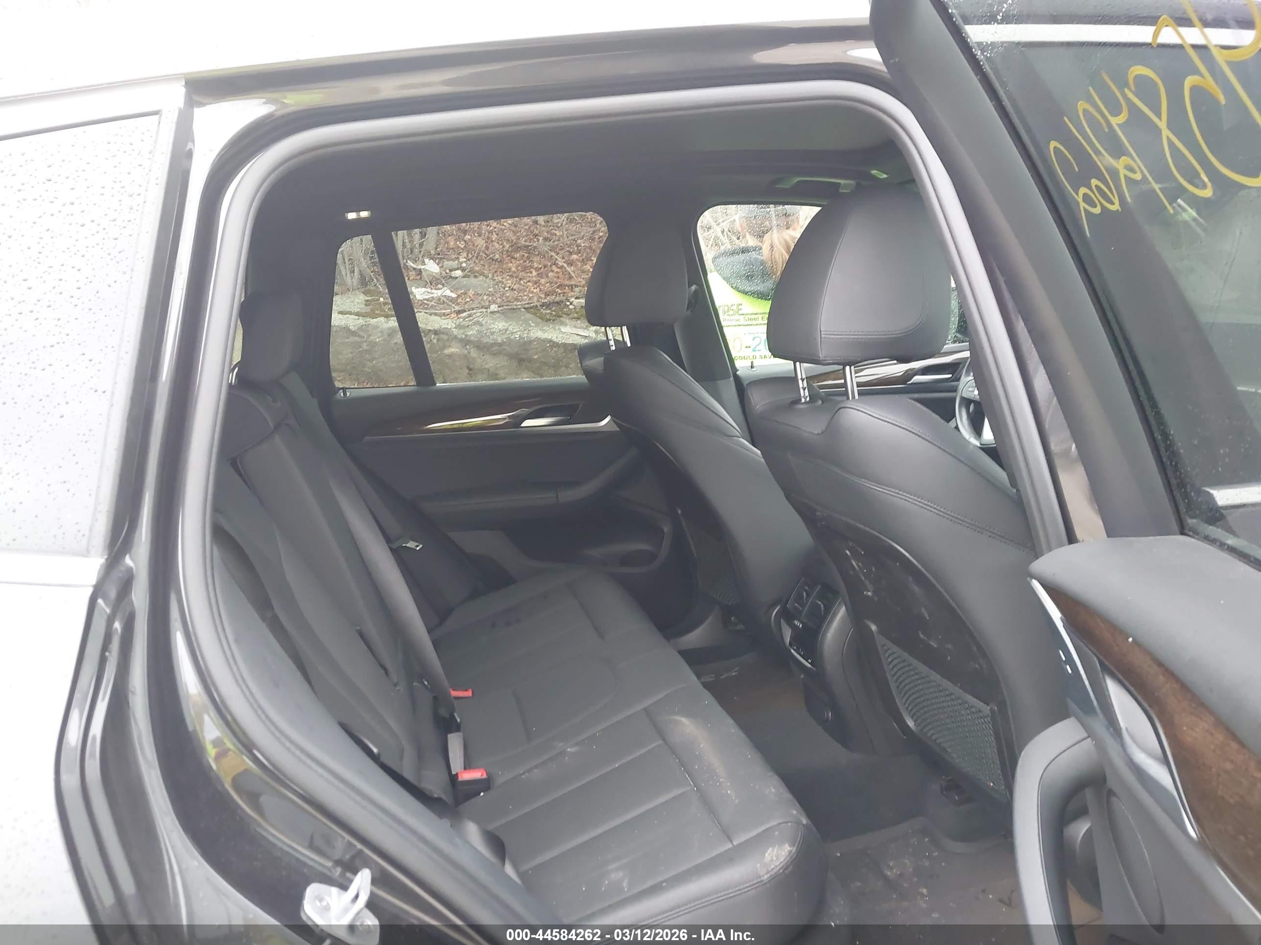 BMW X3 image 8