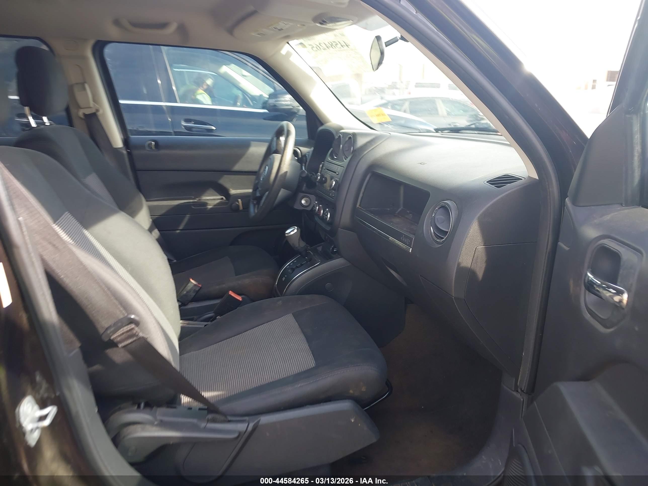 JEEP PATRIOT image 5