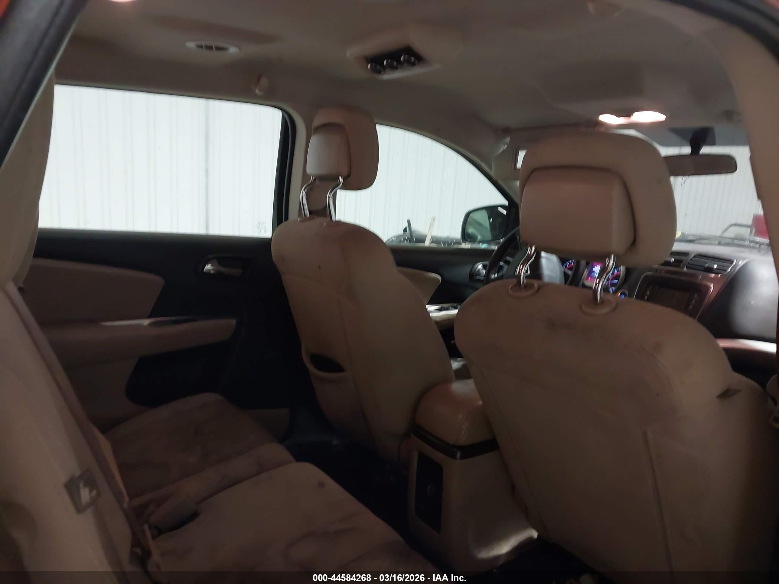 DODGE JOURNEY image 8
