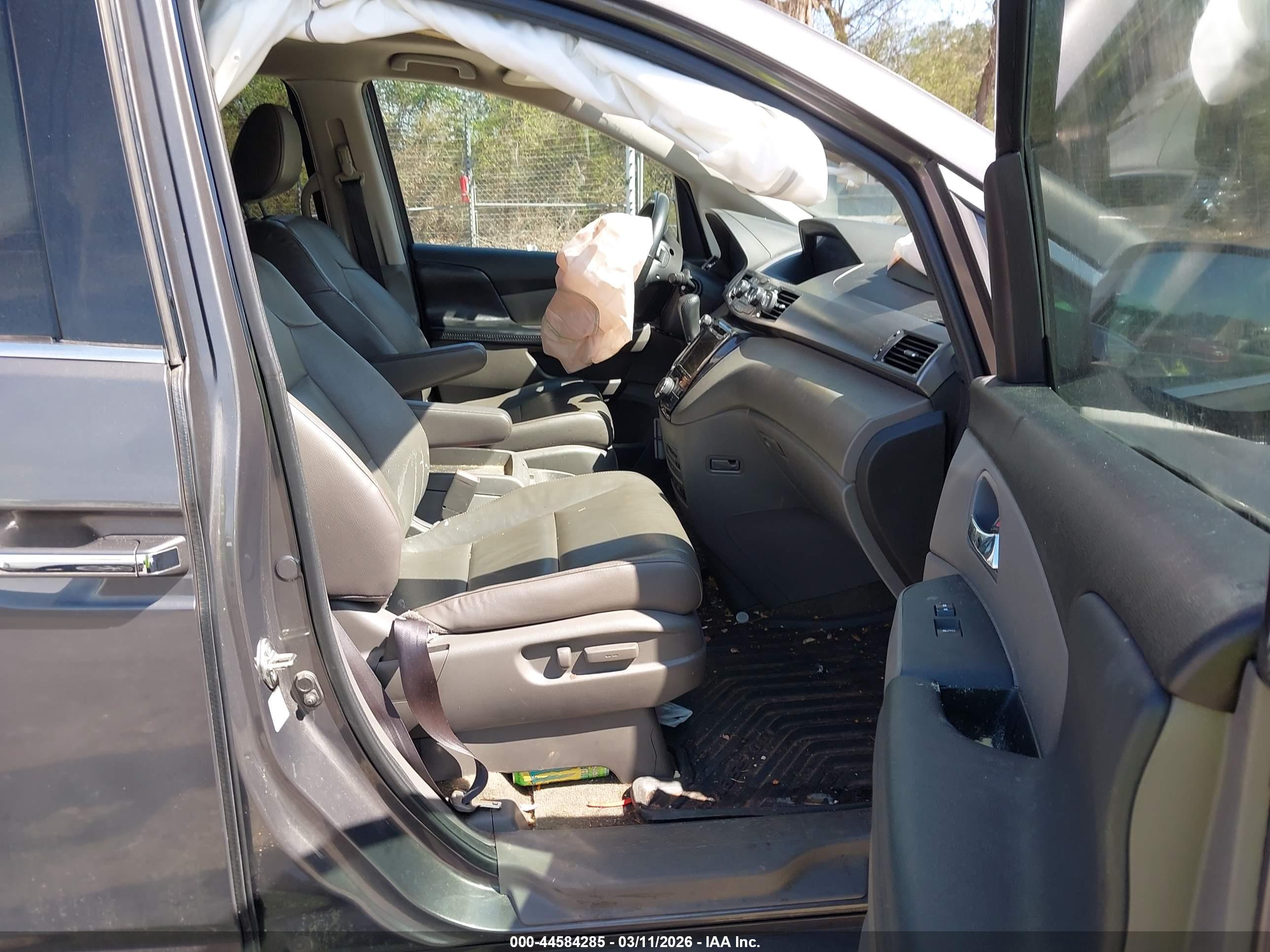 HONDA ODYSSEY image 5