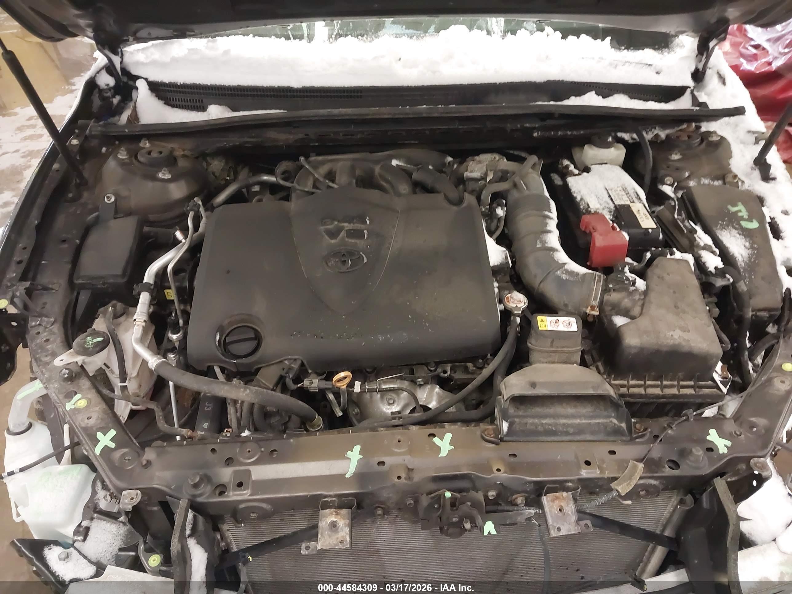 TOYOTA AVALON image 10