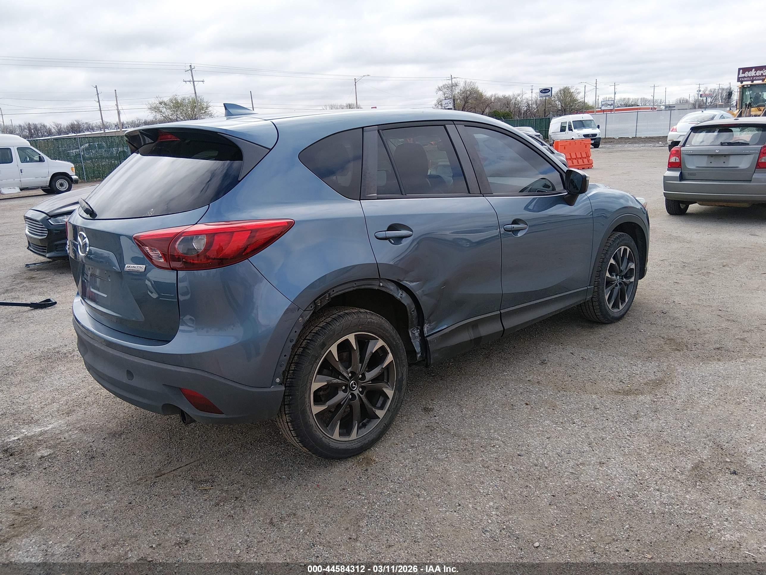 MAZDA CX-5 image 4