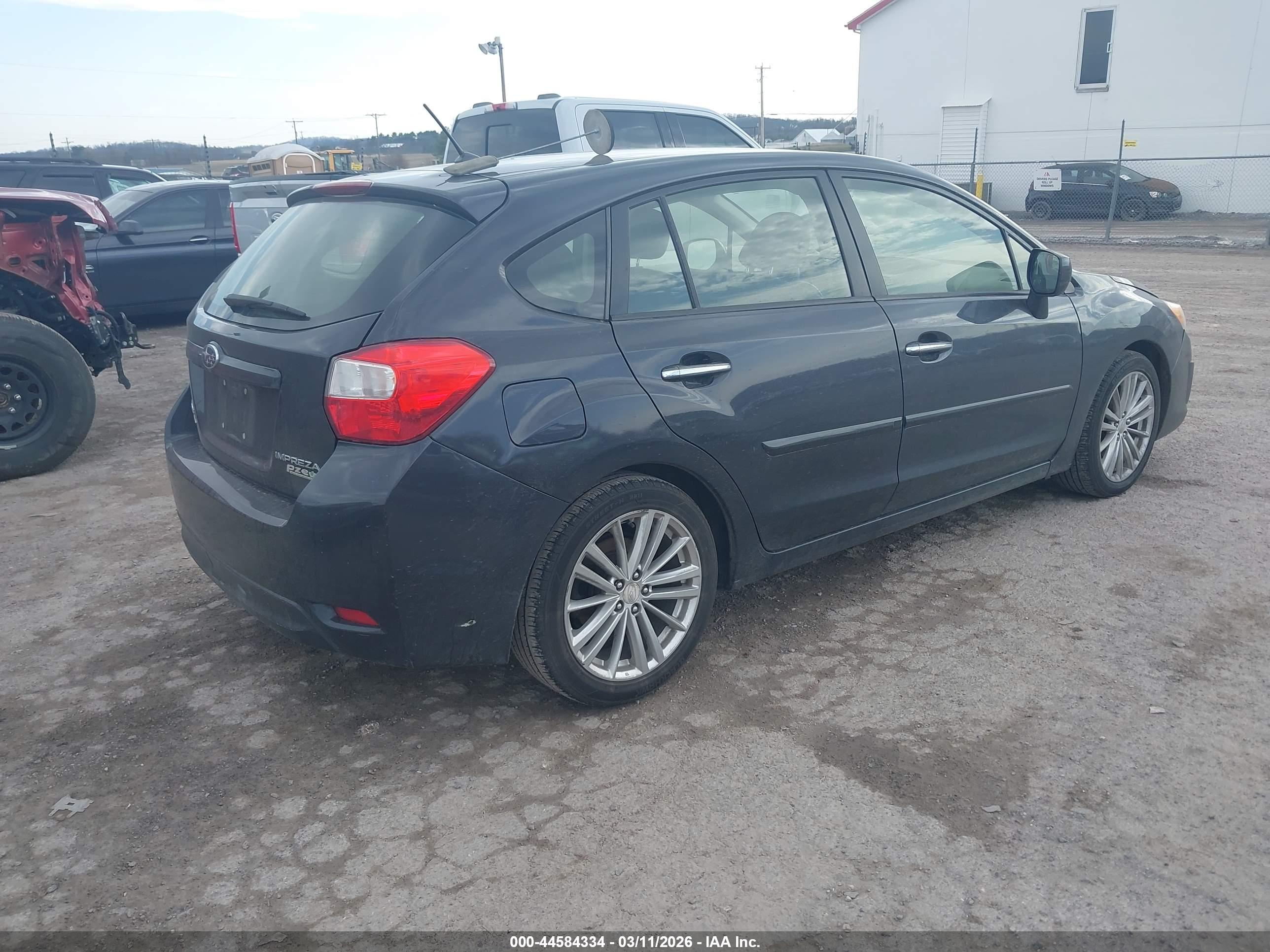 SUBARU IMPREZA image 2