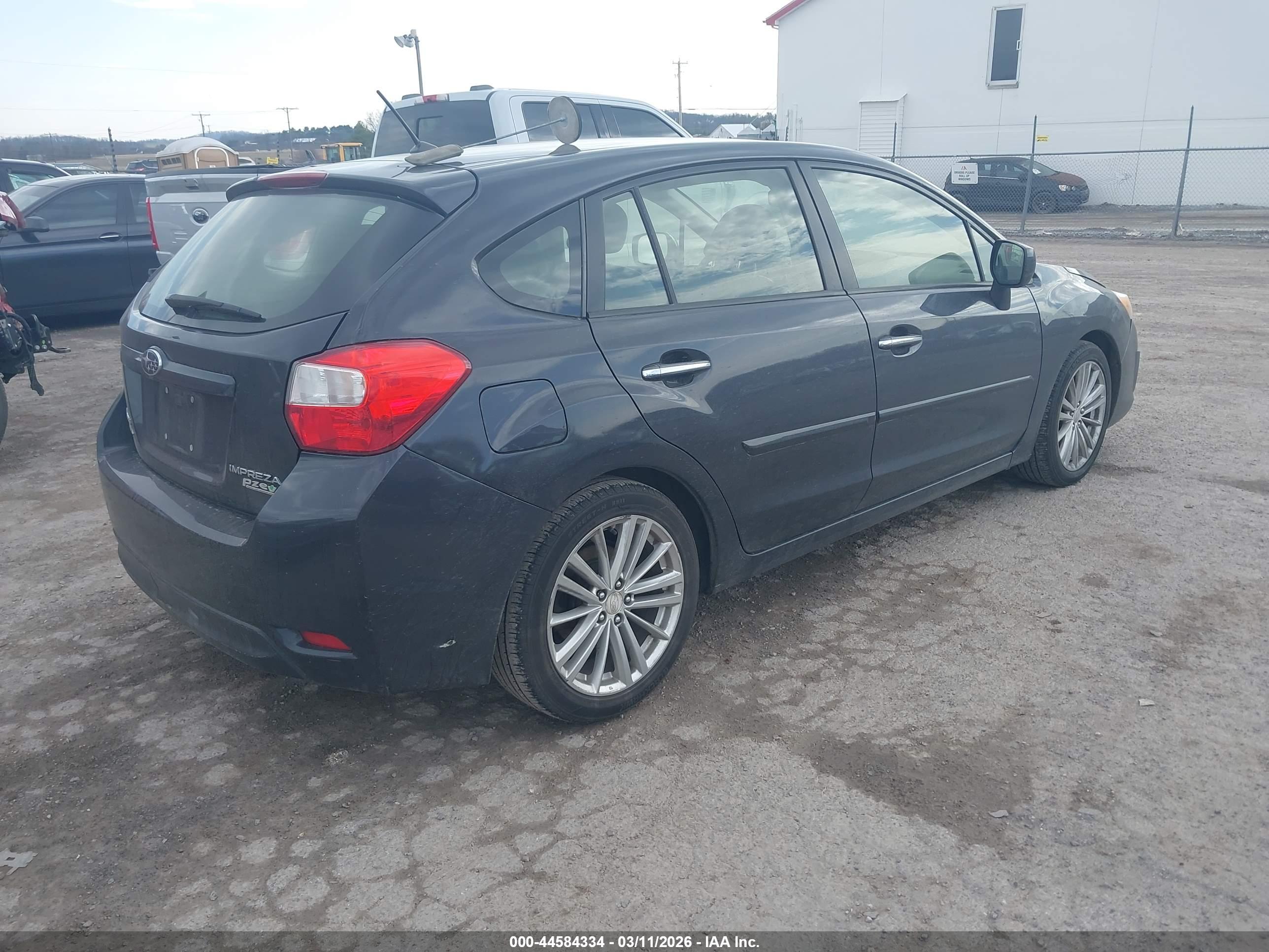 SUBARU IMPREZA image 4