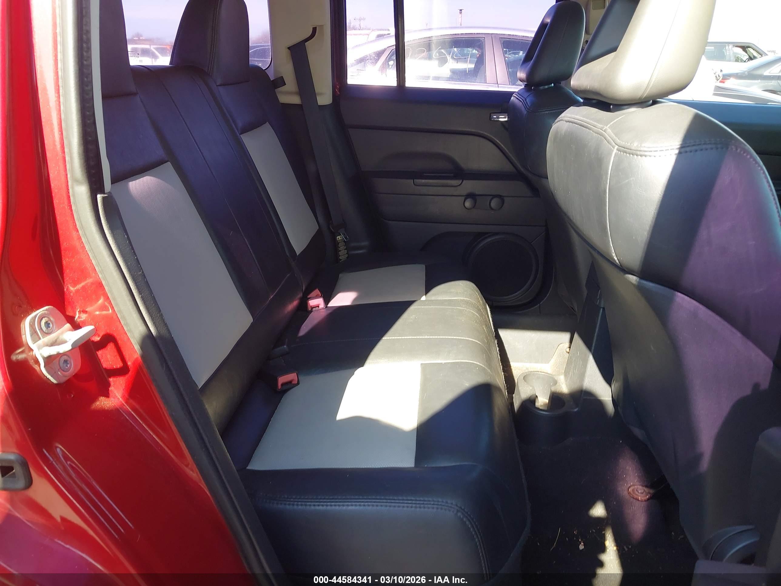 JEEP PATRIOT image 8