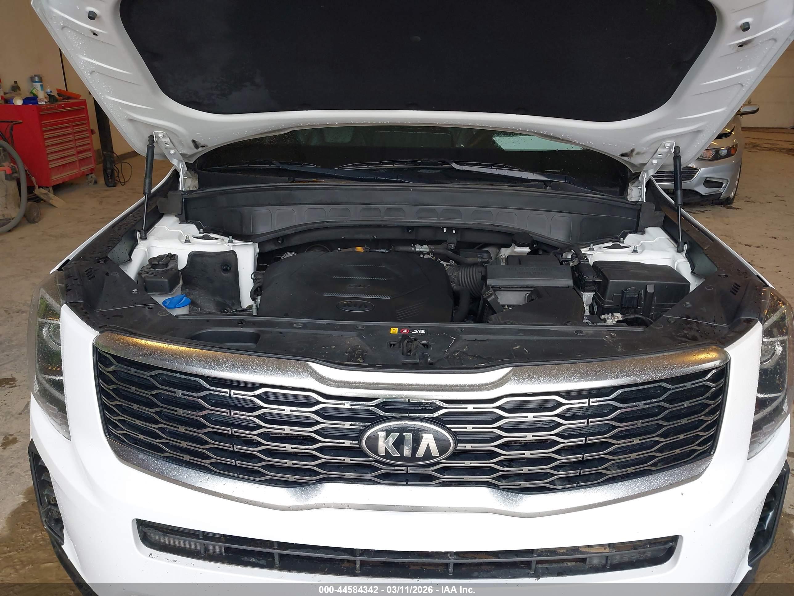 KIA TELLURIDE image 10