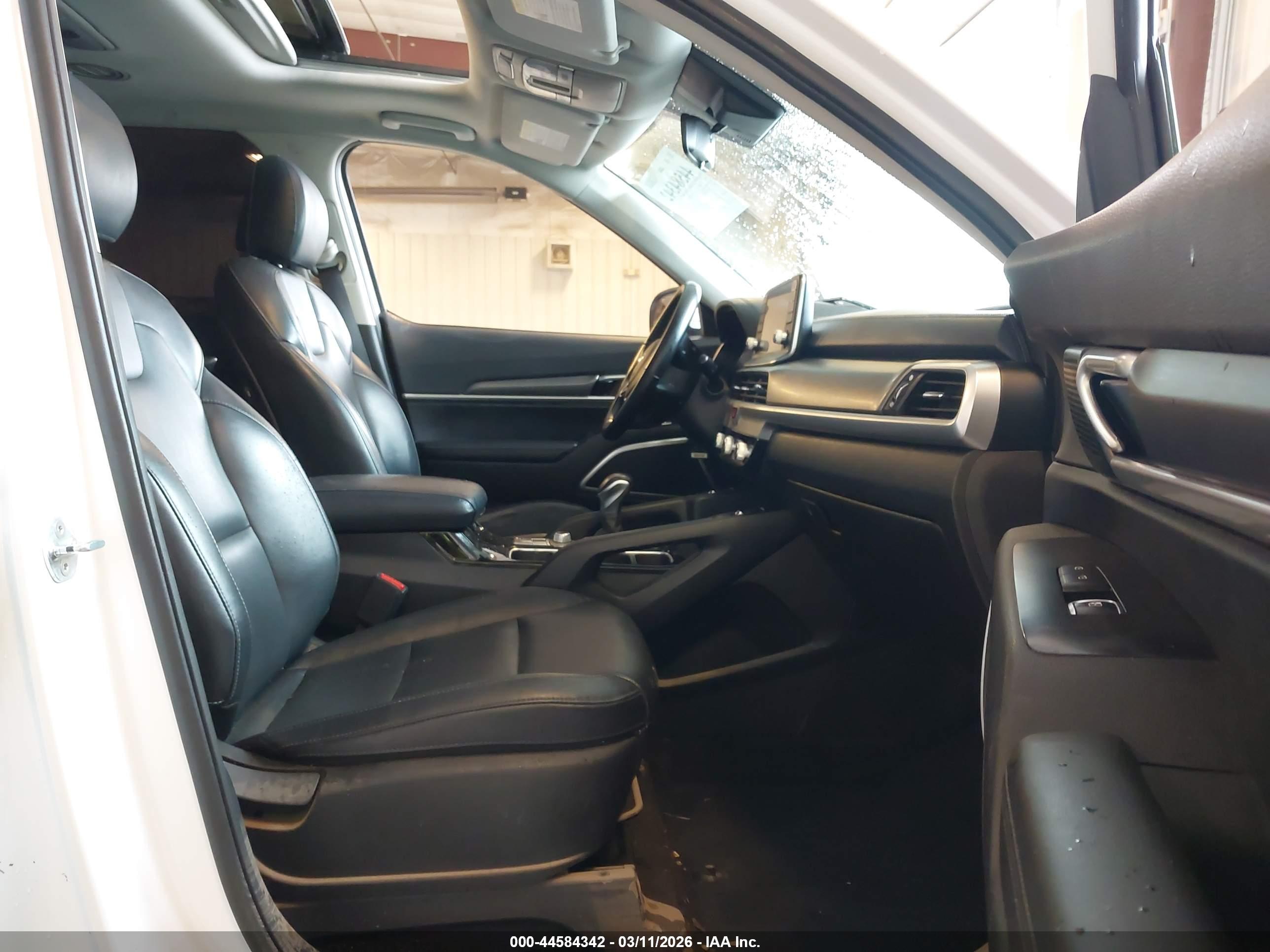 KIA TELLURIDE image 5