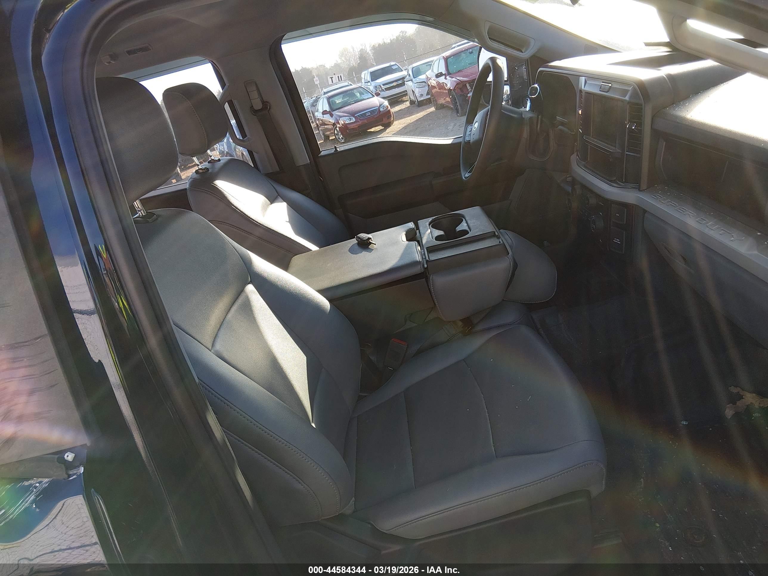 FORD F-350 image 5