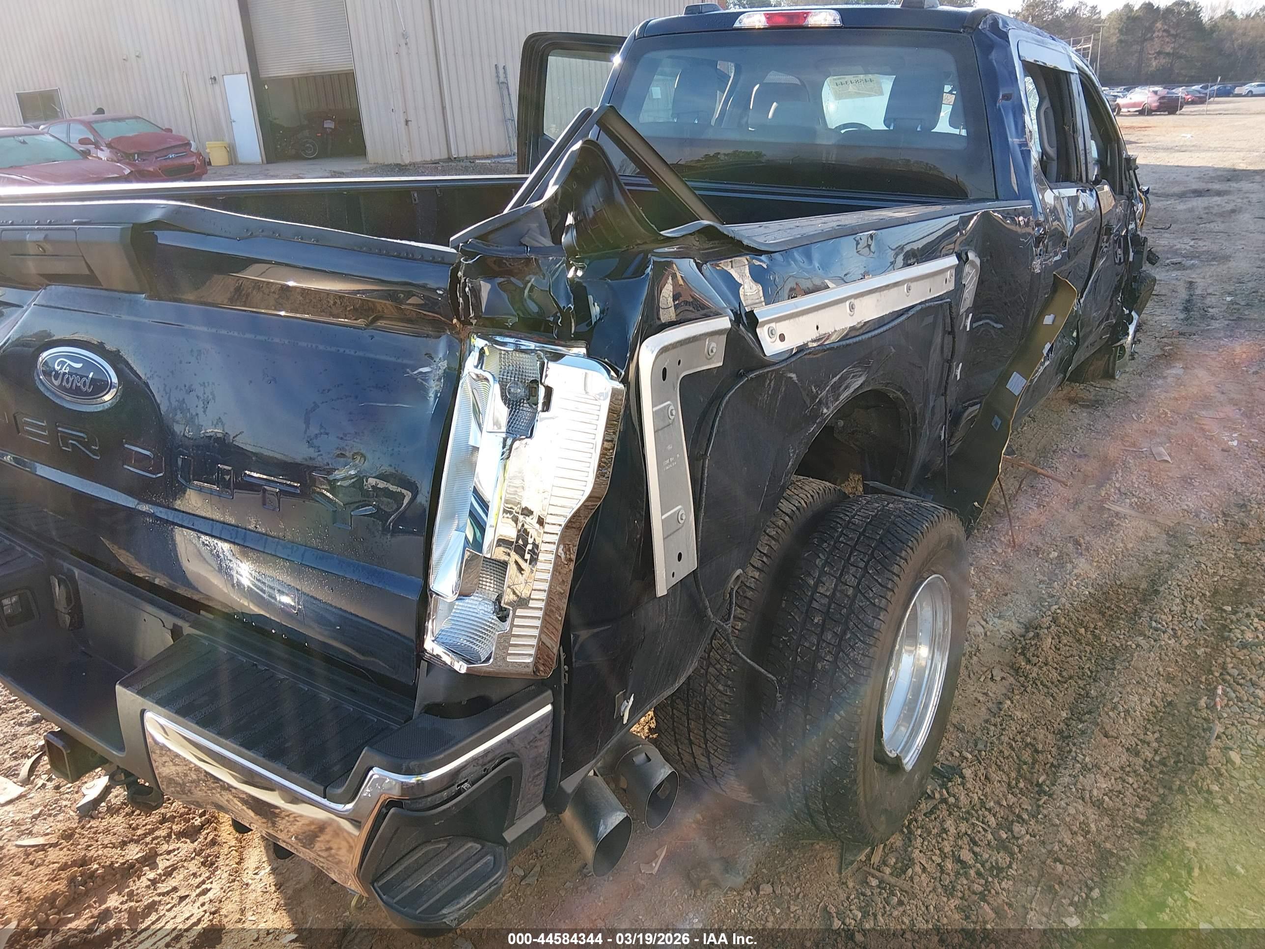 FORD F-350 image 6