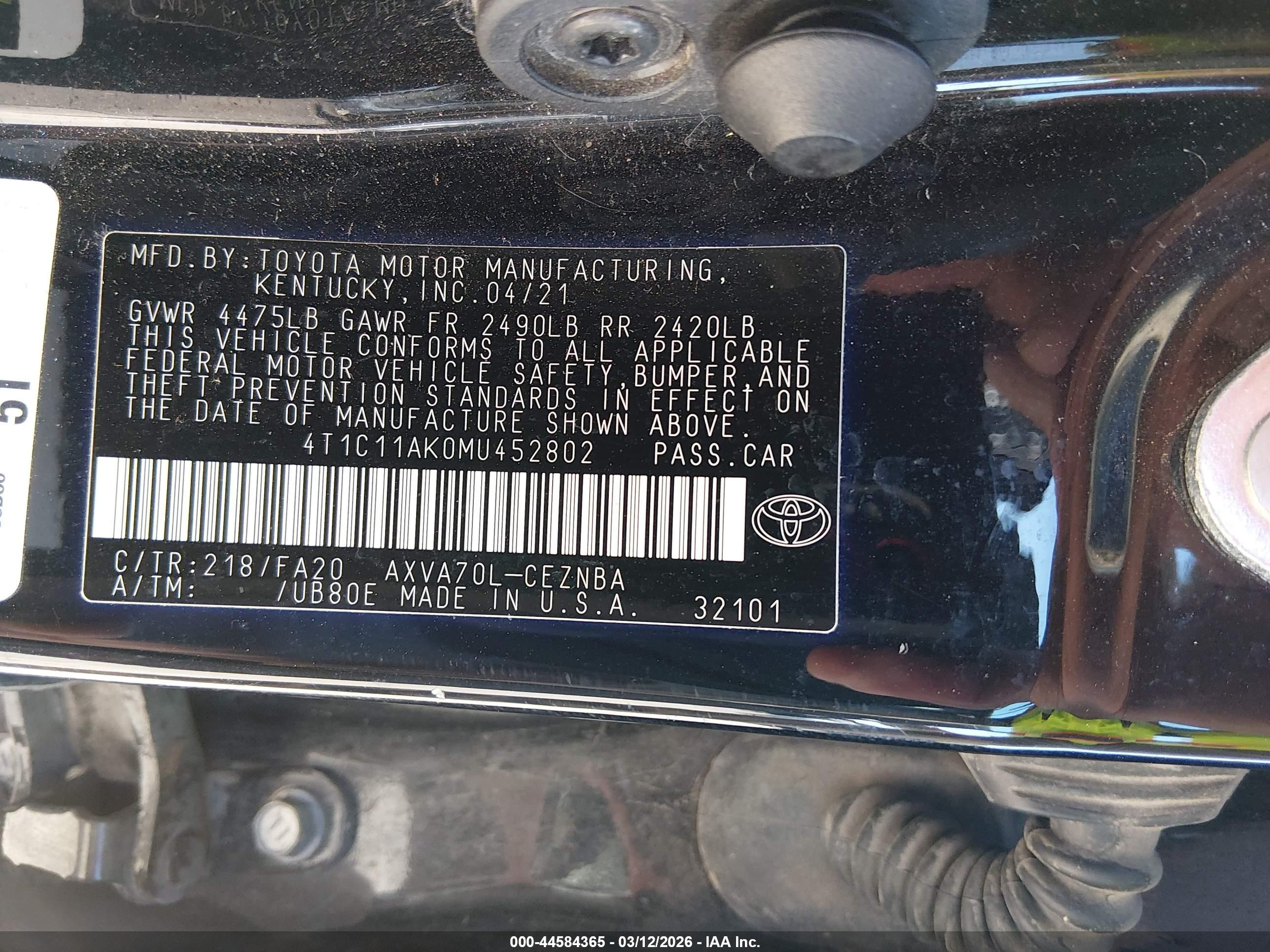 TOYOTA CAMRY image 9
