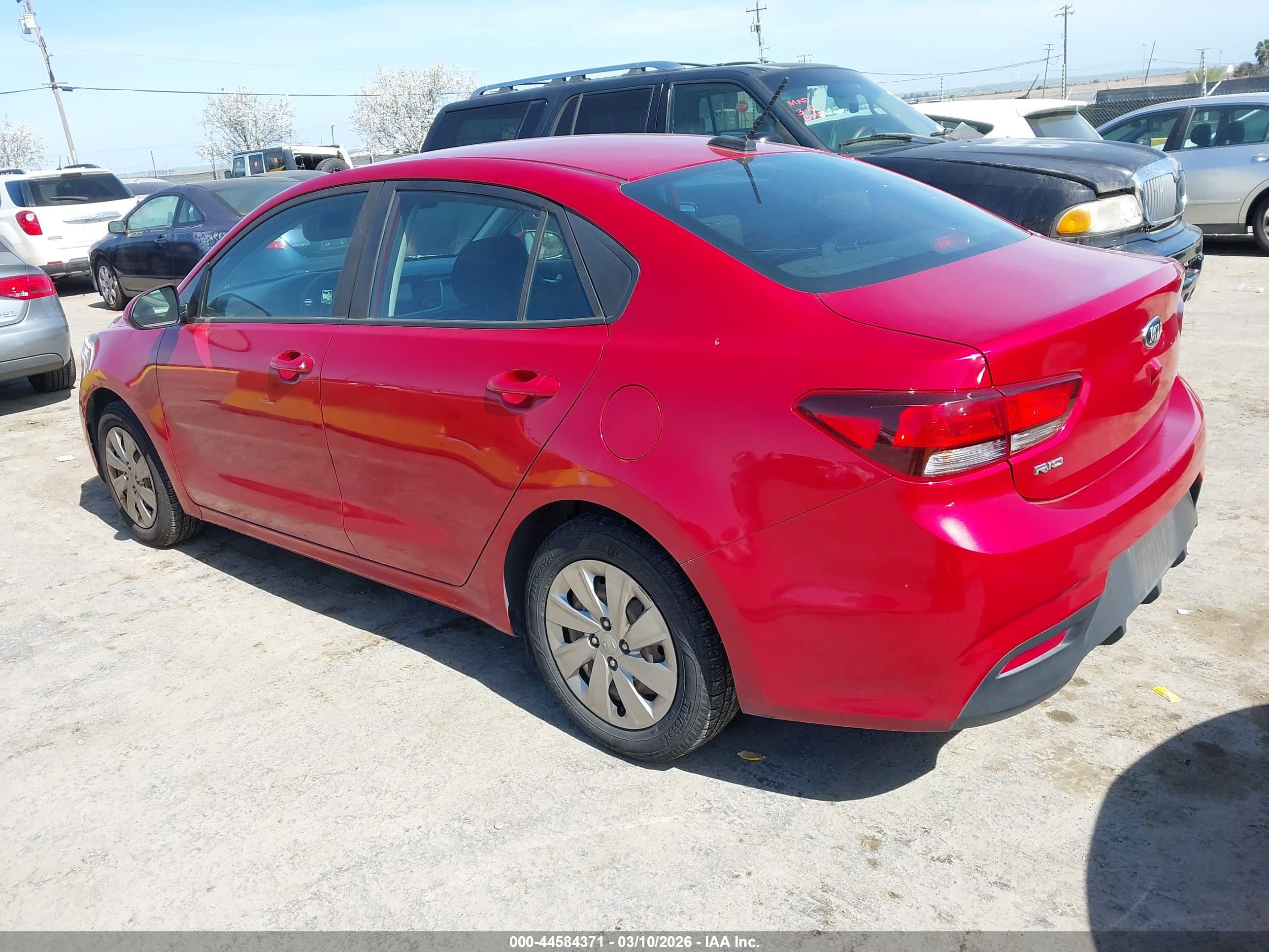 KIA RIO image 3