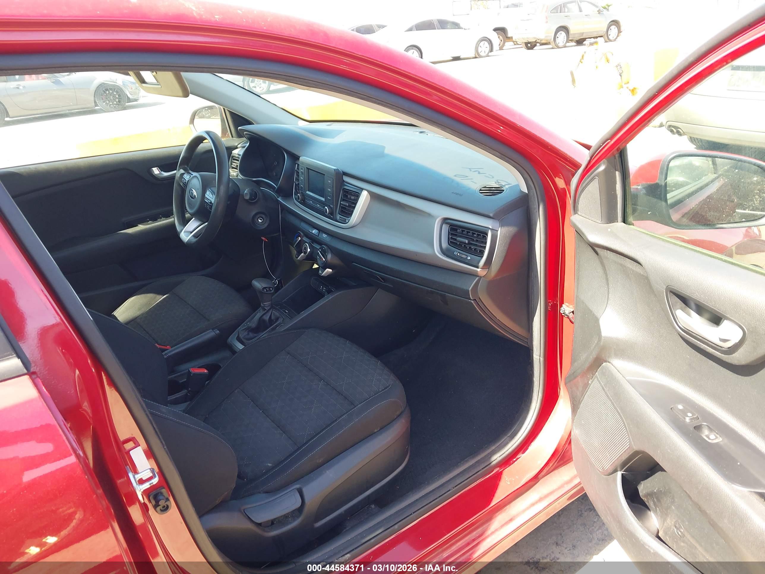 KIA RIO image 5