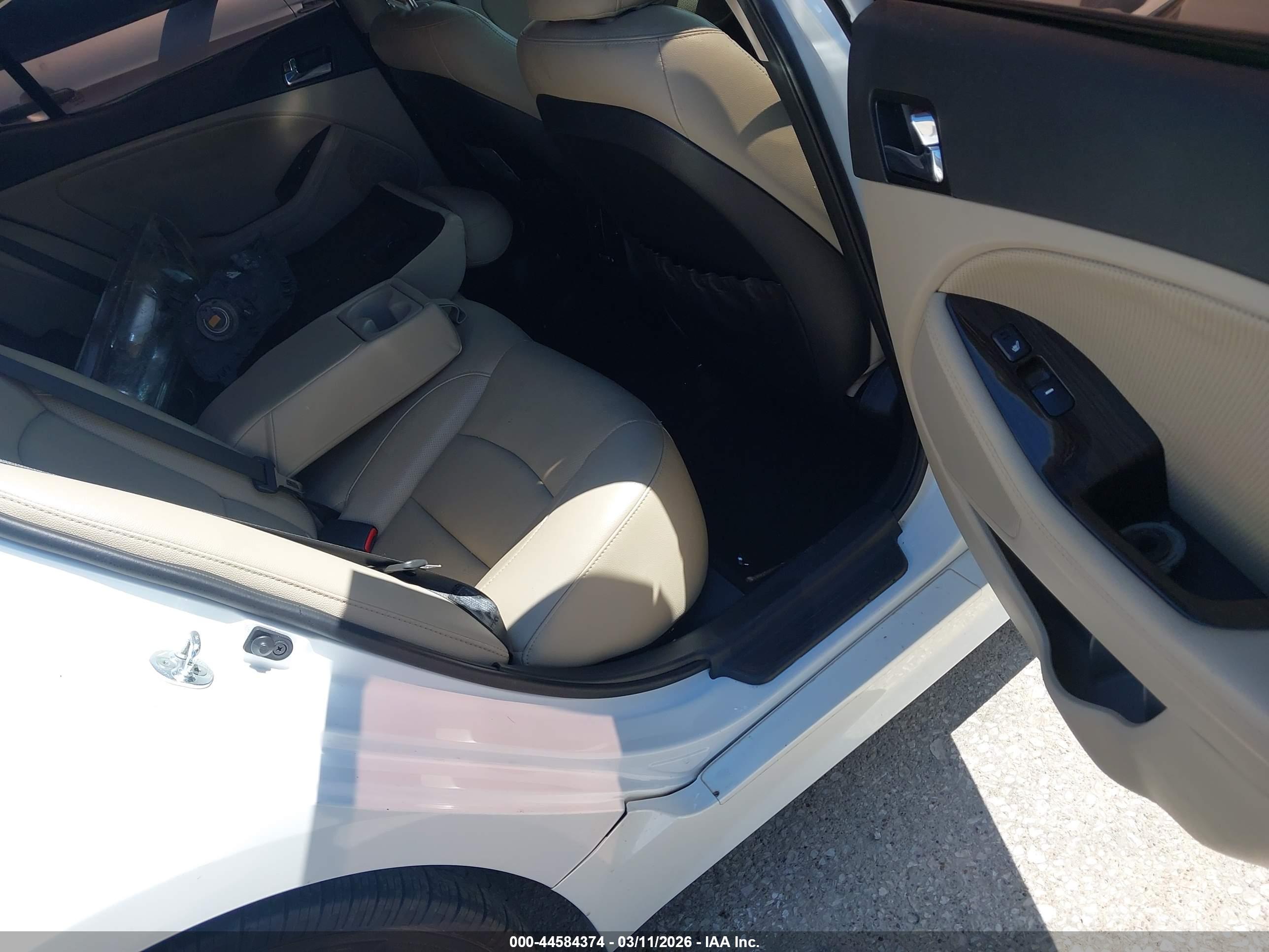 KIA OPTIMA image 8