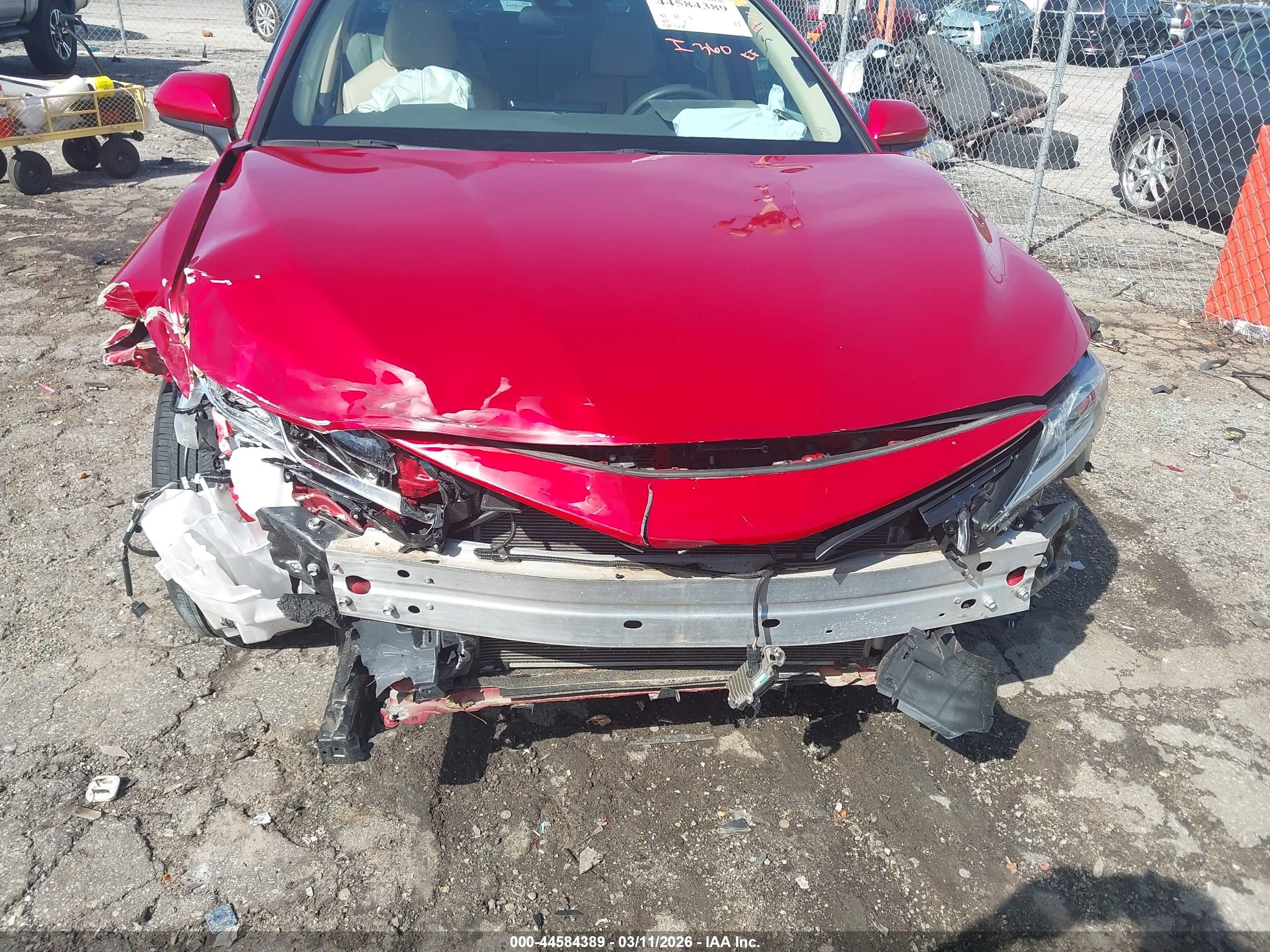 TOYOTA CAMRY image 6