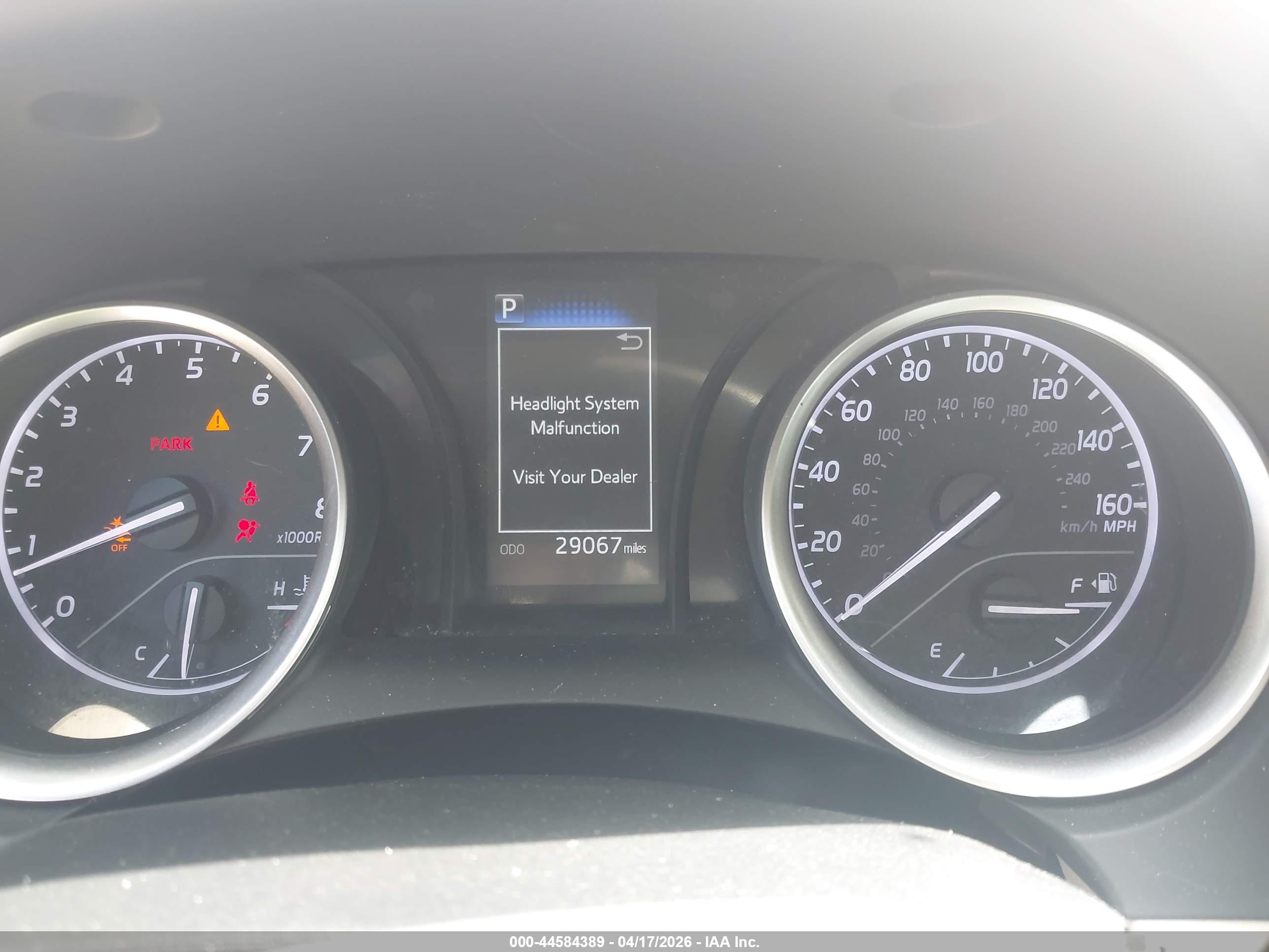 TOYOTA CAMRY image 7