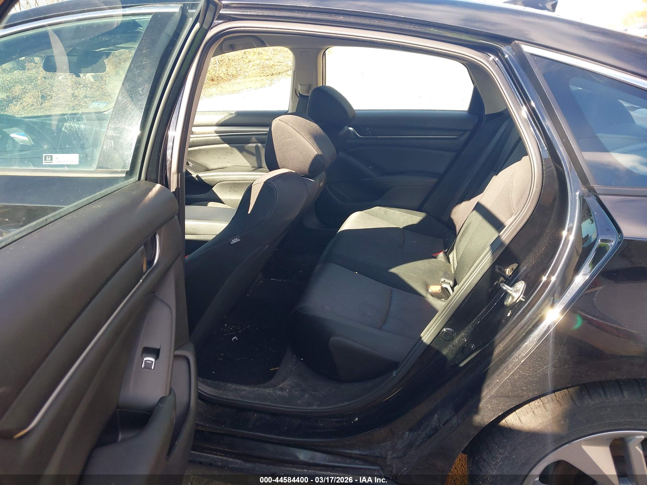 HONDA ACCORD image 8