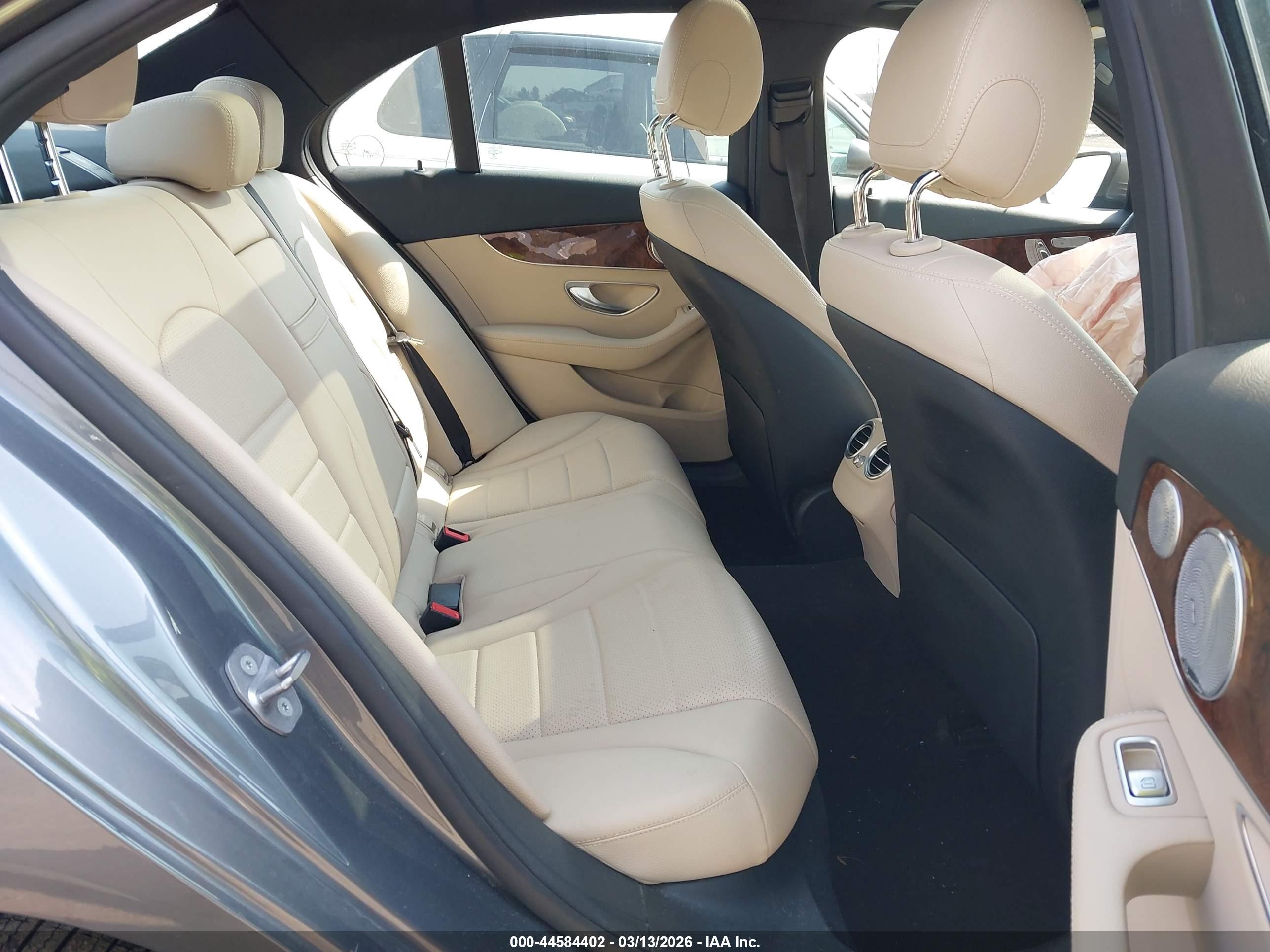 MERCEDES-BENZ C image 8