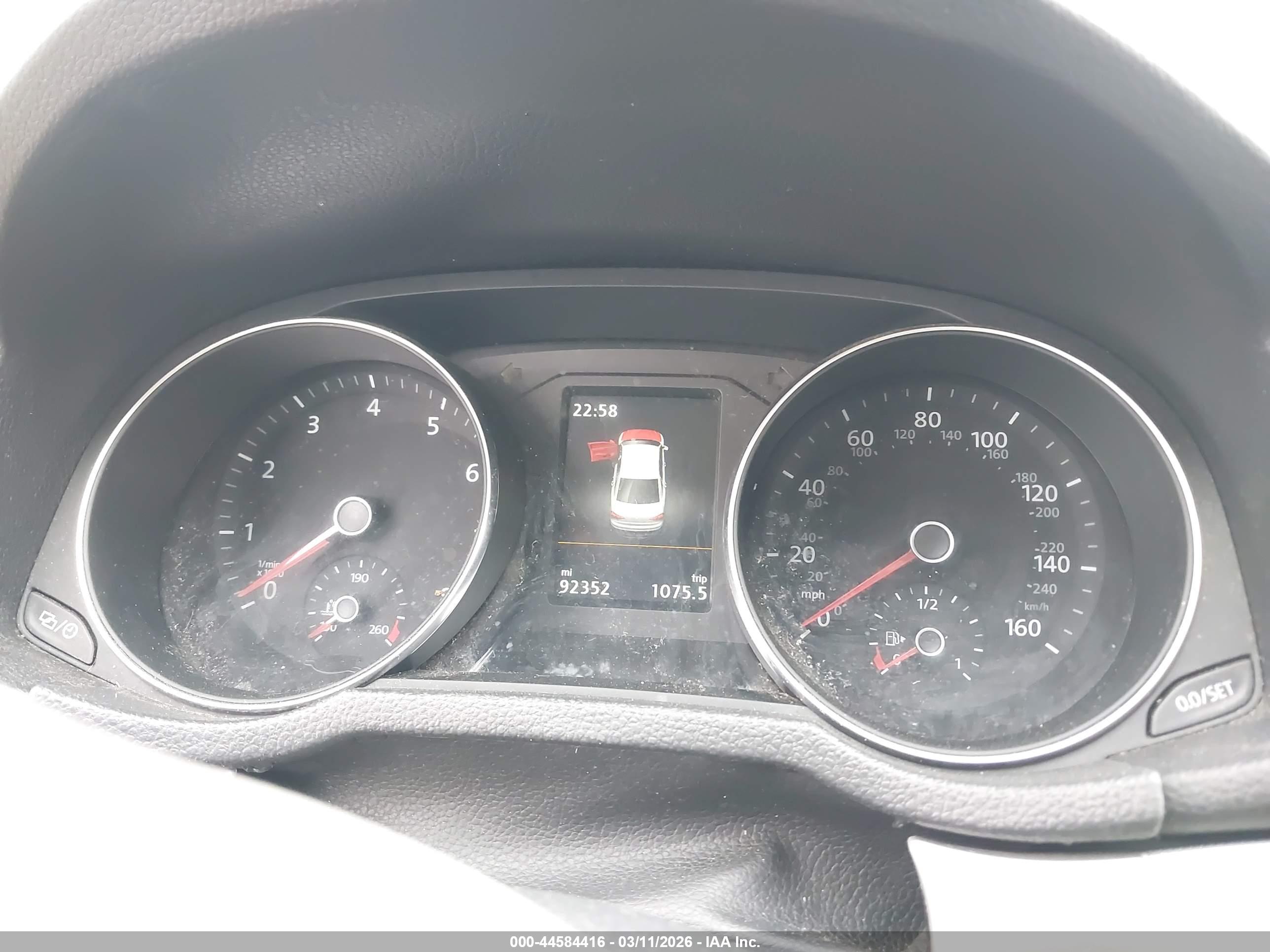 VOLKSWAGEN PASSAT image 7