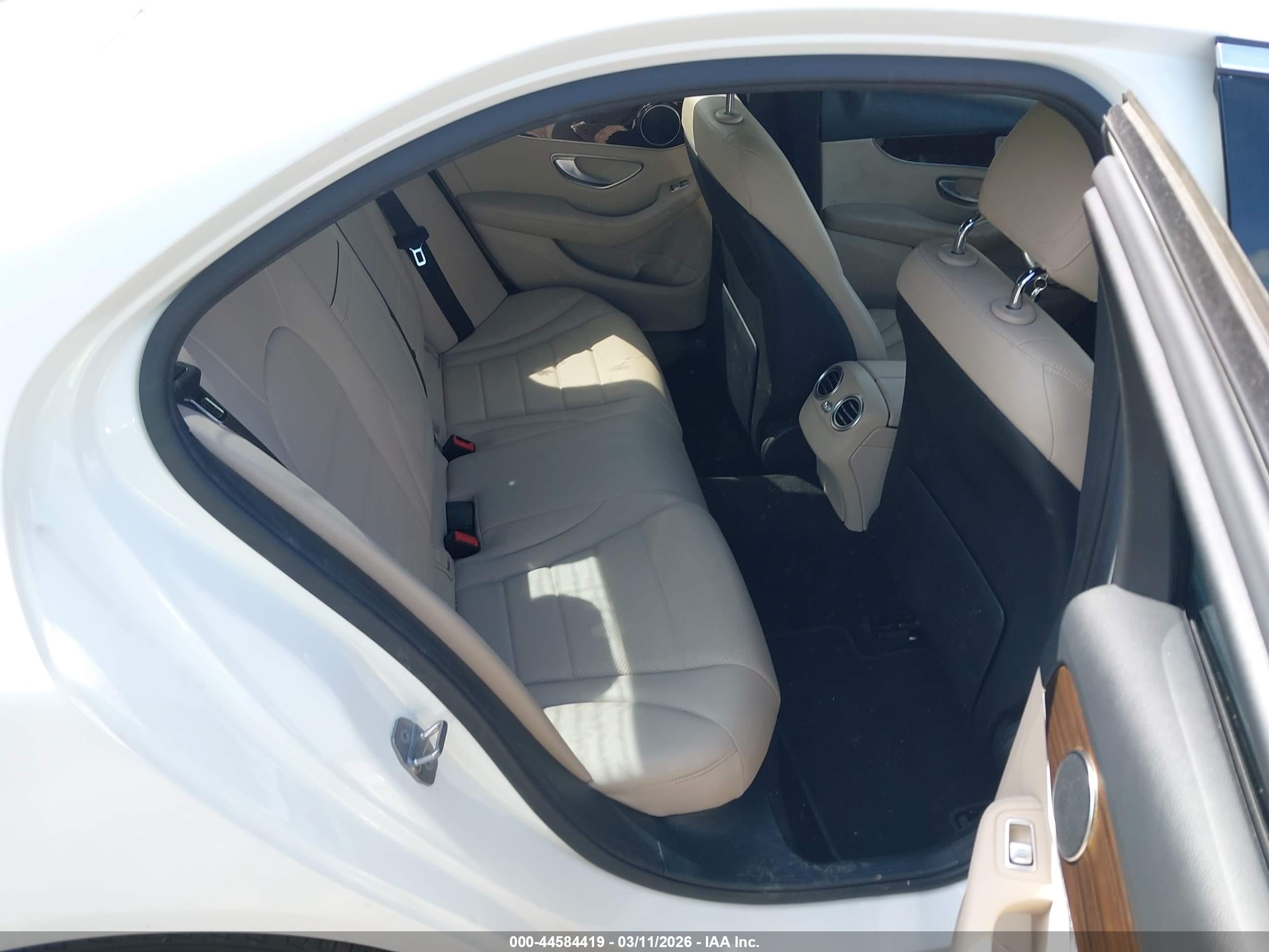MERCEDES-BENZ C image 8