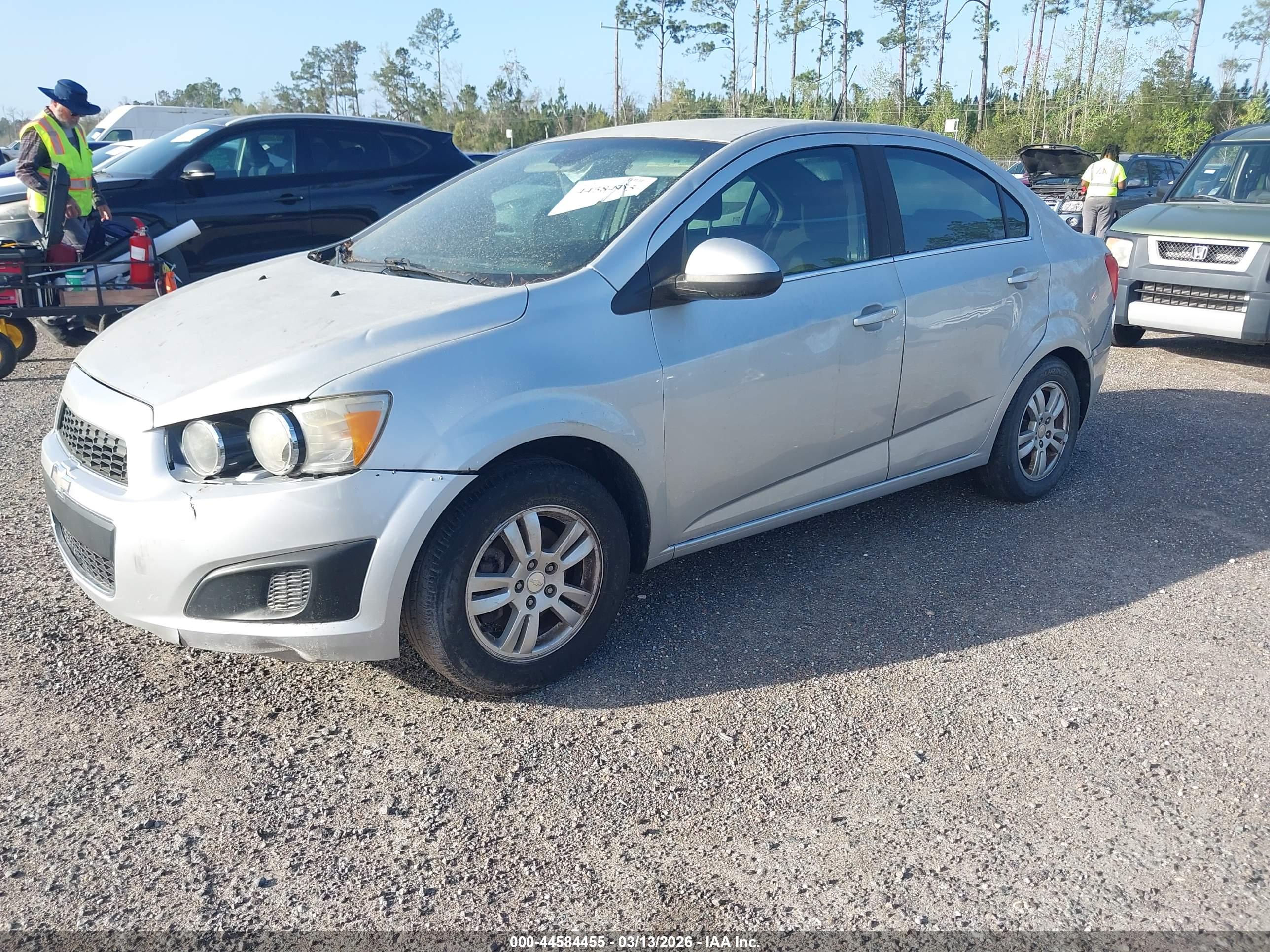 CHEVROLET SONIC image 2