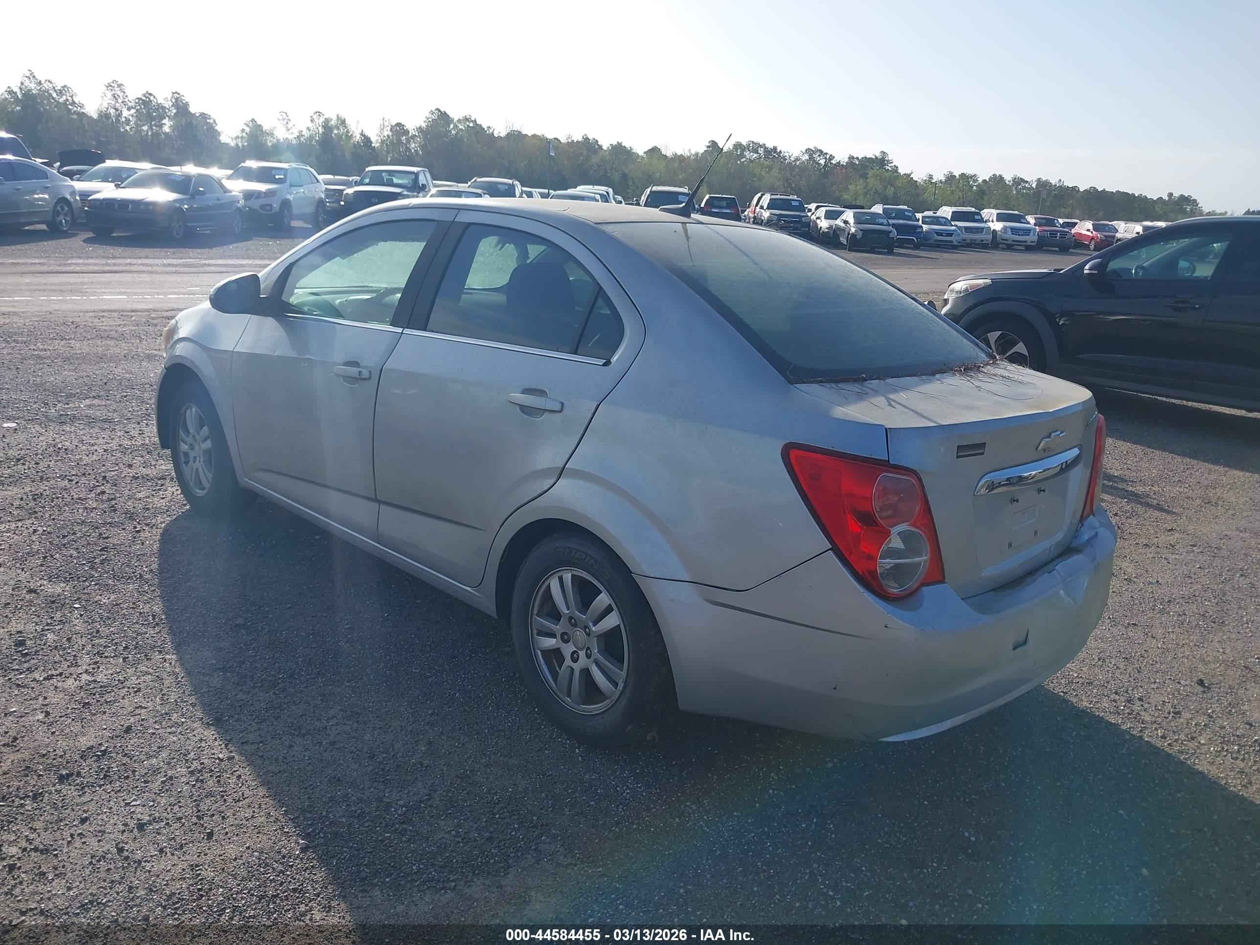 CHEVROLET SONIC image 3