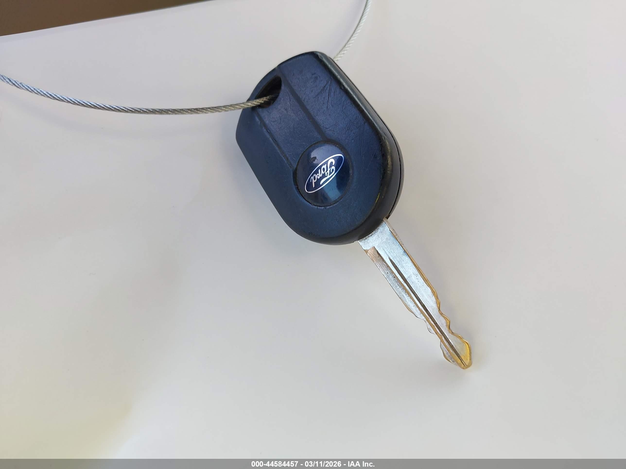 FORD ESCAPE image 11