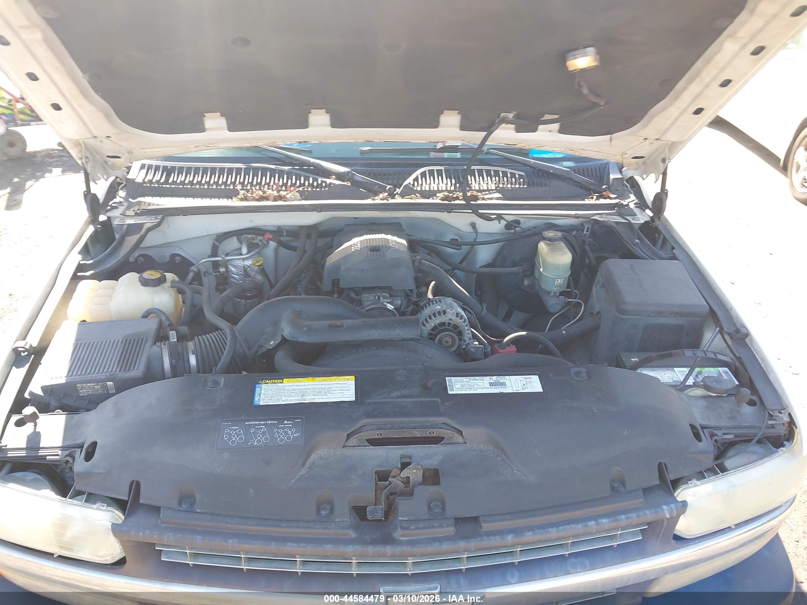 CHEVROLET SILVERADO image 10
