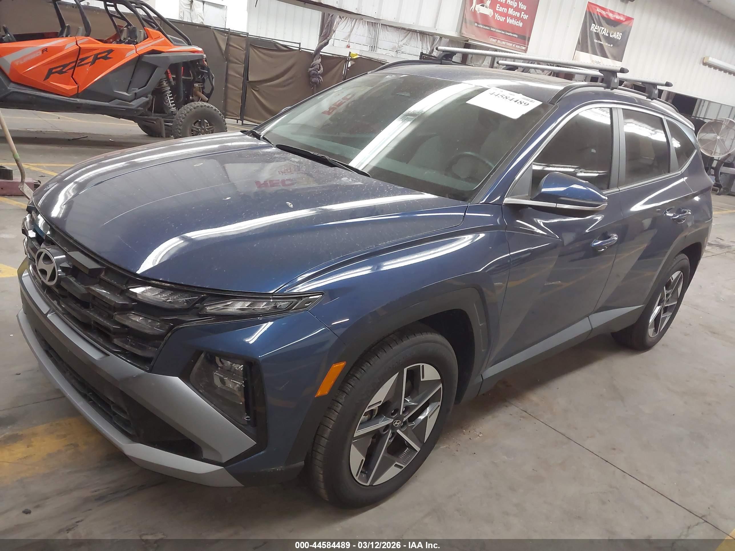 HYUNDAI TUCSON image 2