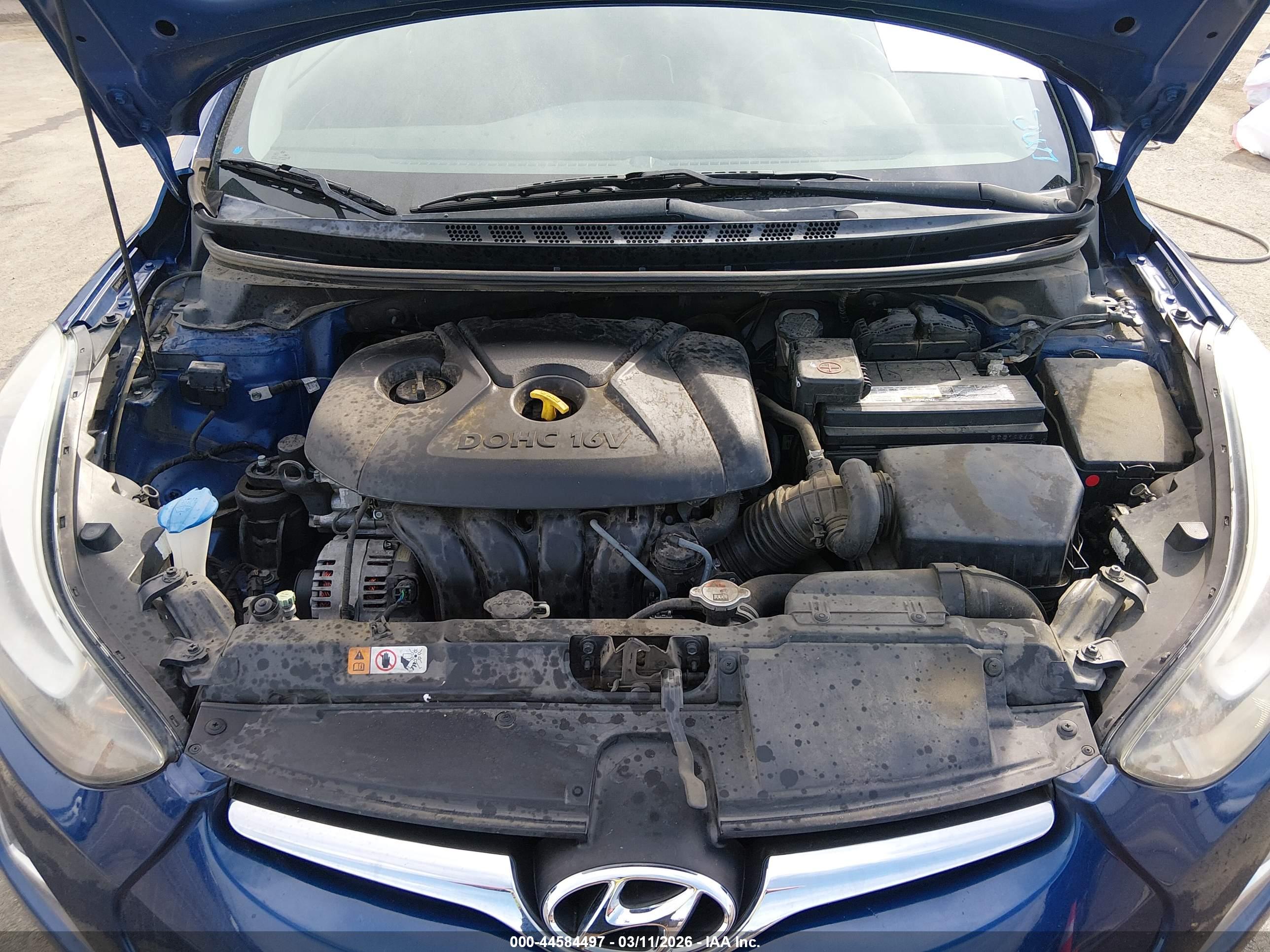 HYUNDAI ELANTRA image 10
