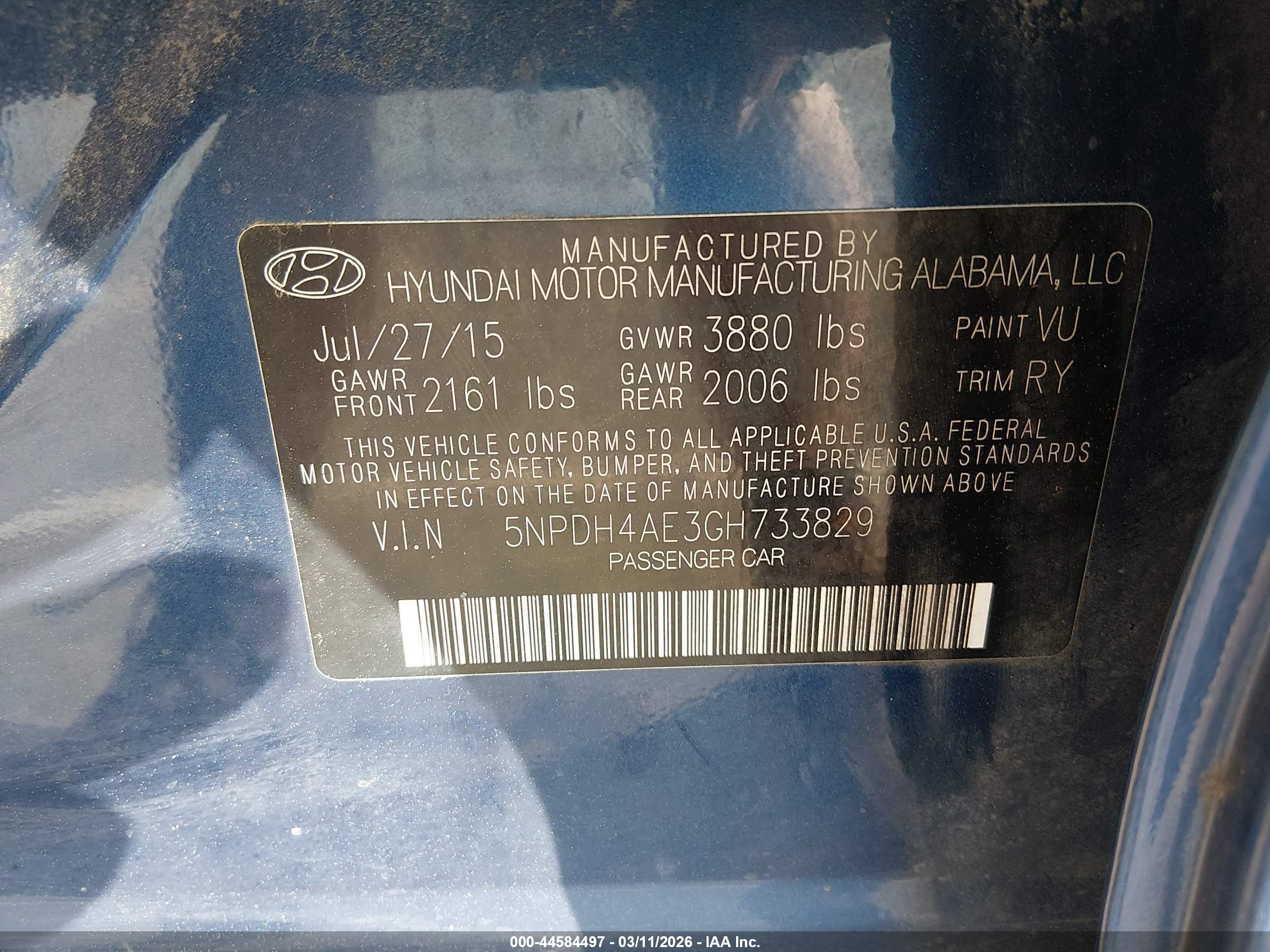 HYUNDAI ELANTRA image 9