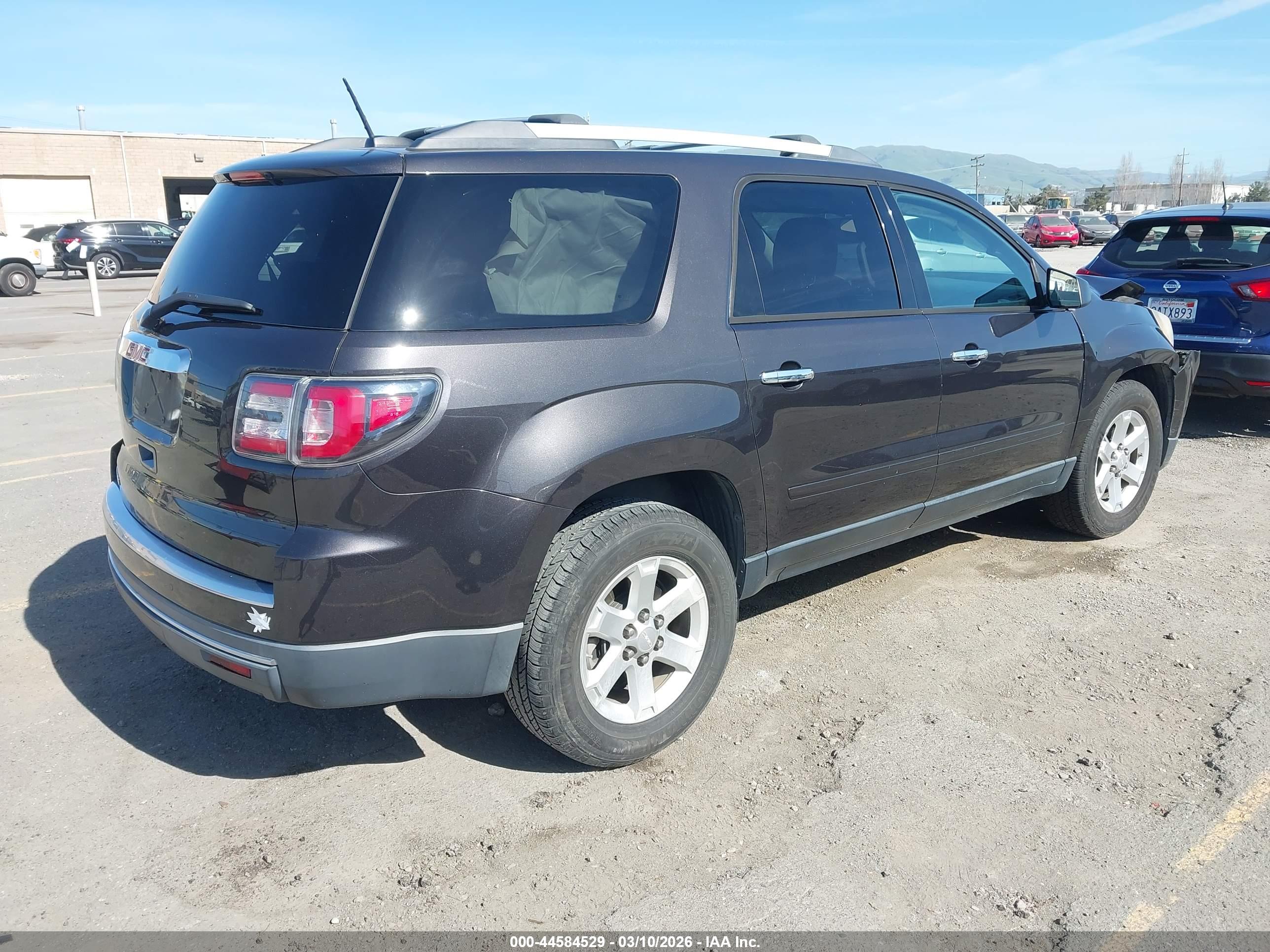 GMC ACADIA image 4