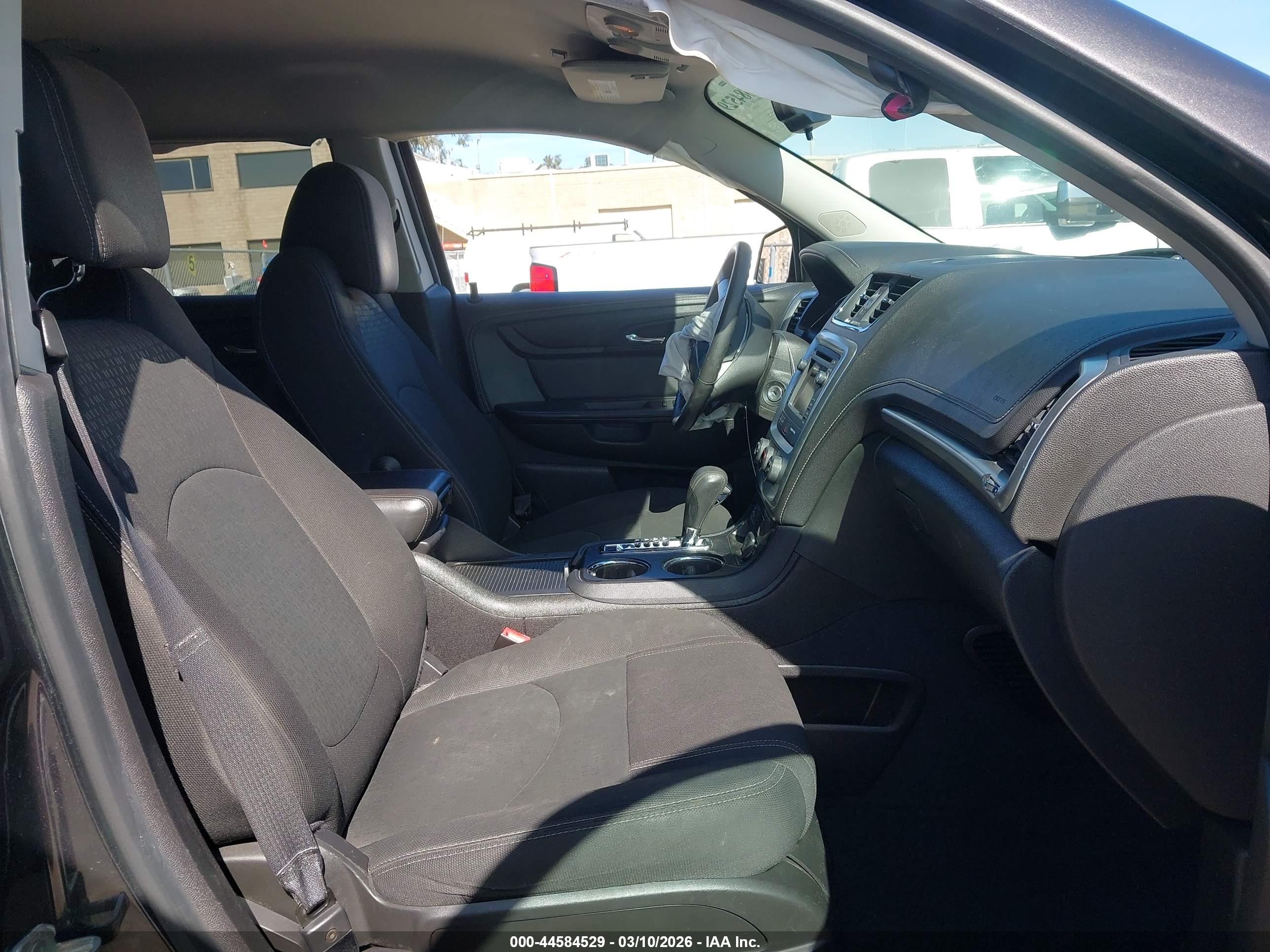 GMC ACADIA image 5